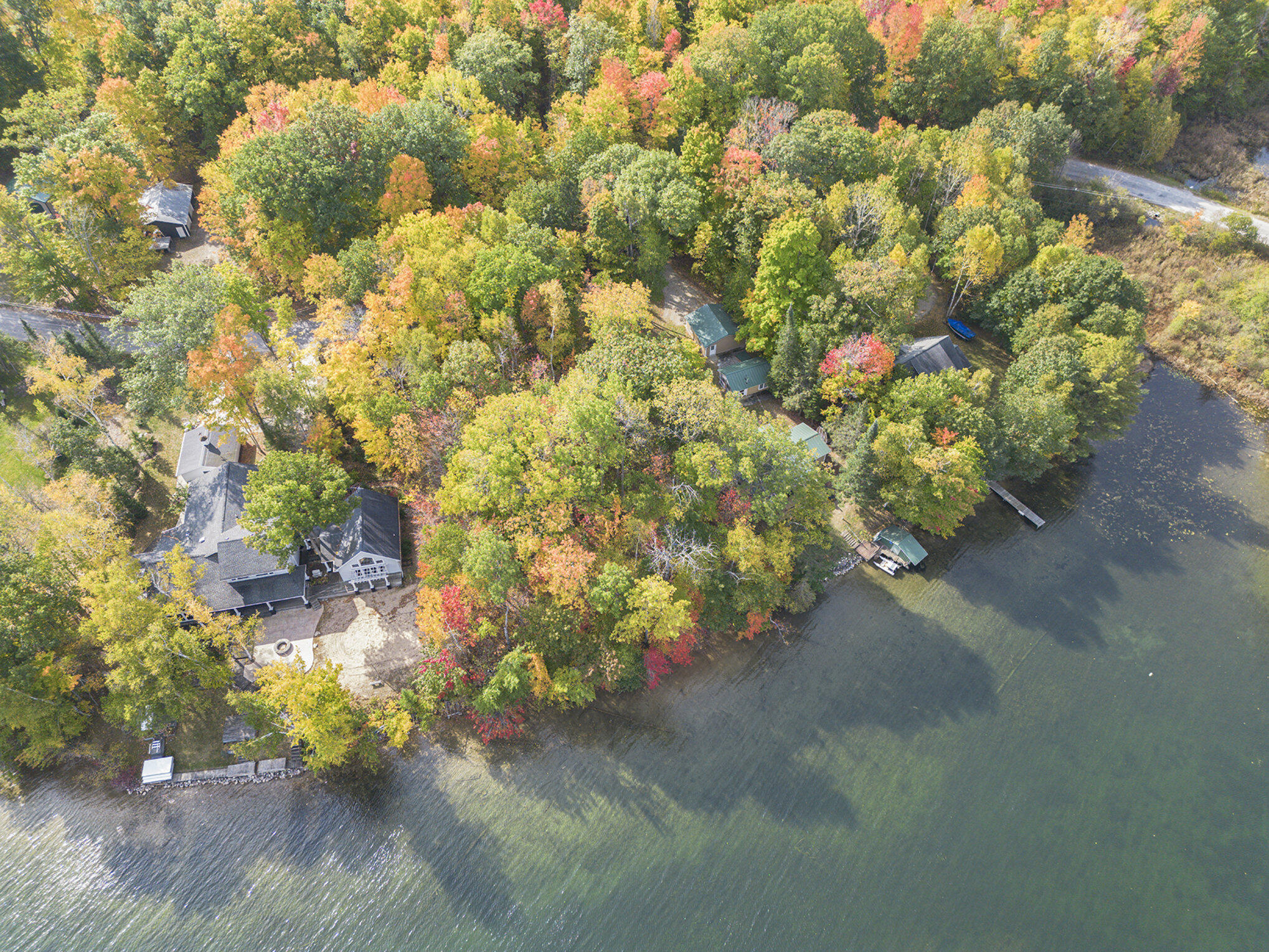 4682&4688 Hiawatha Drive