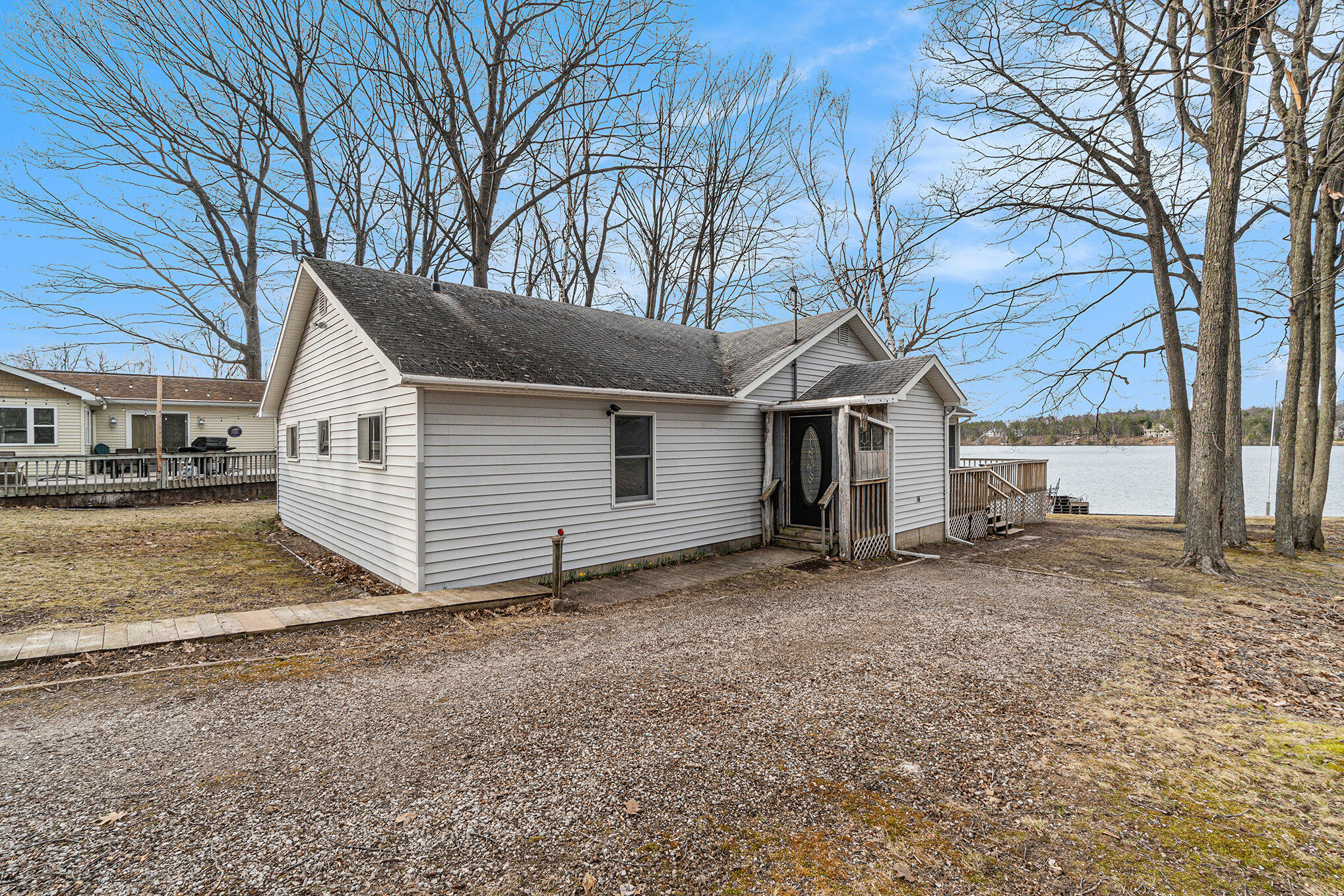 4640 Hiawatha Drive