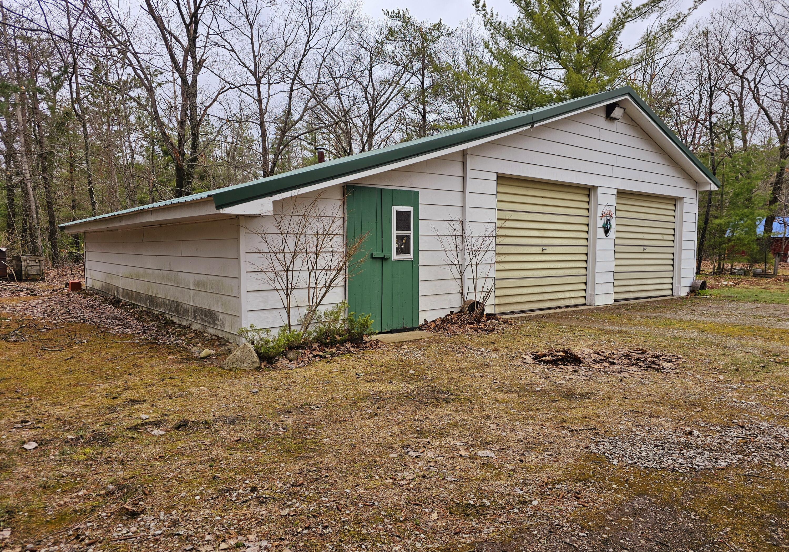 1651 N M-33 Highway