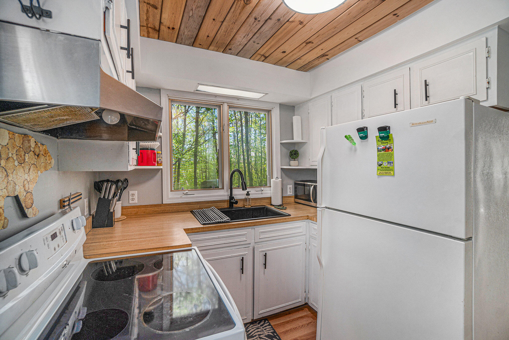10046 Rogers Road