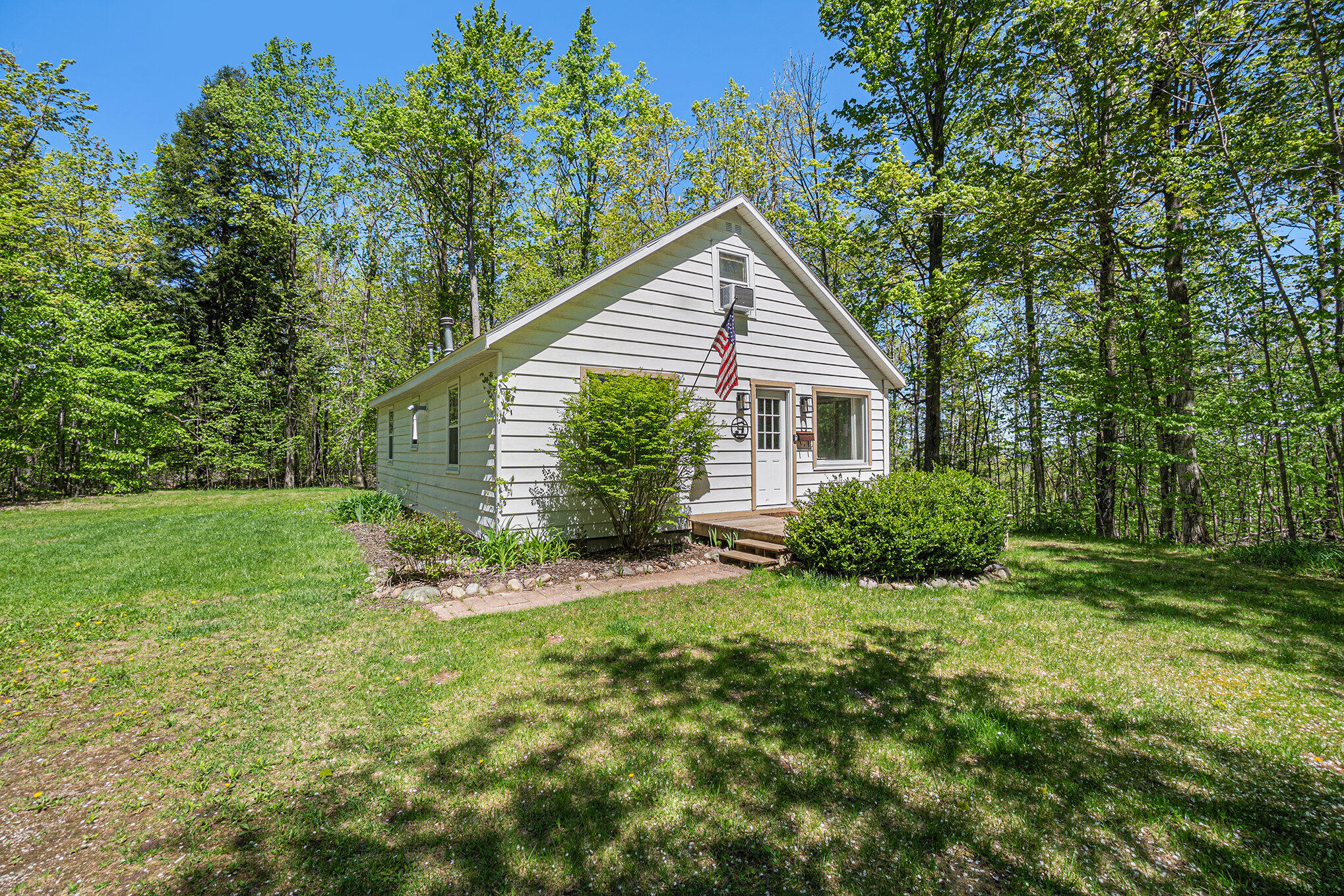 10046 Rogers Road