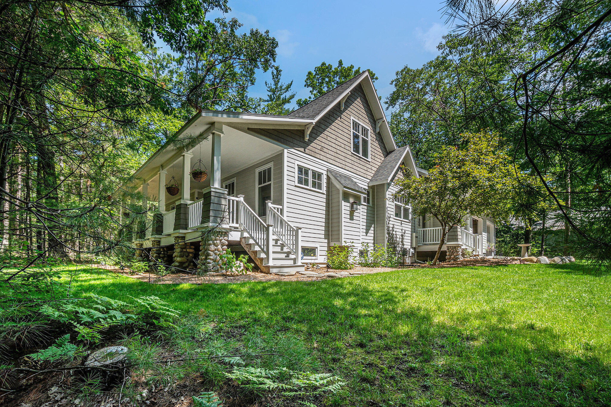 6986 Chippewa Trail