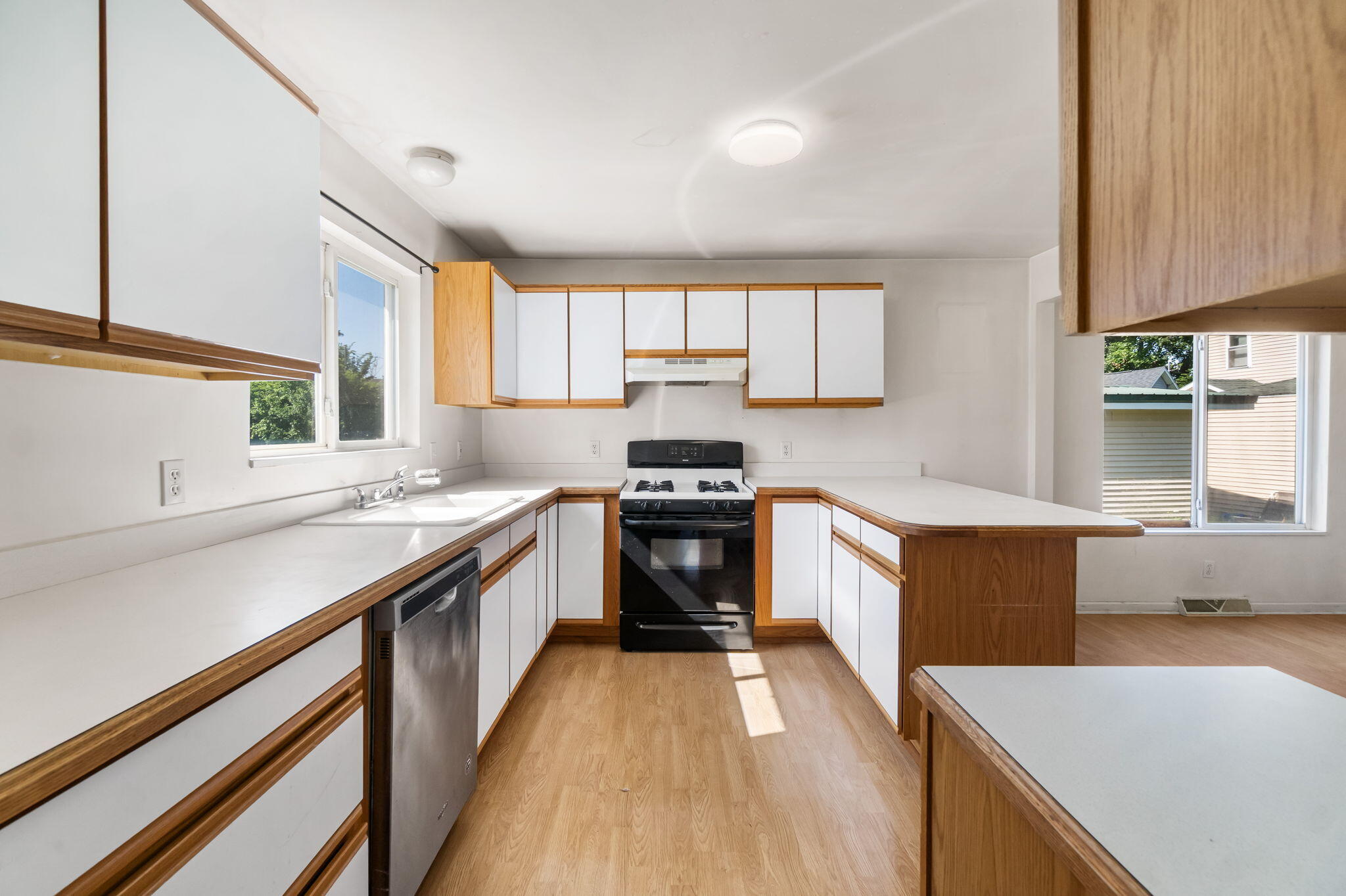 318 S C Street