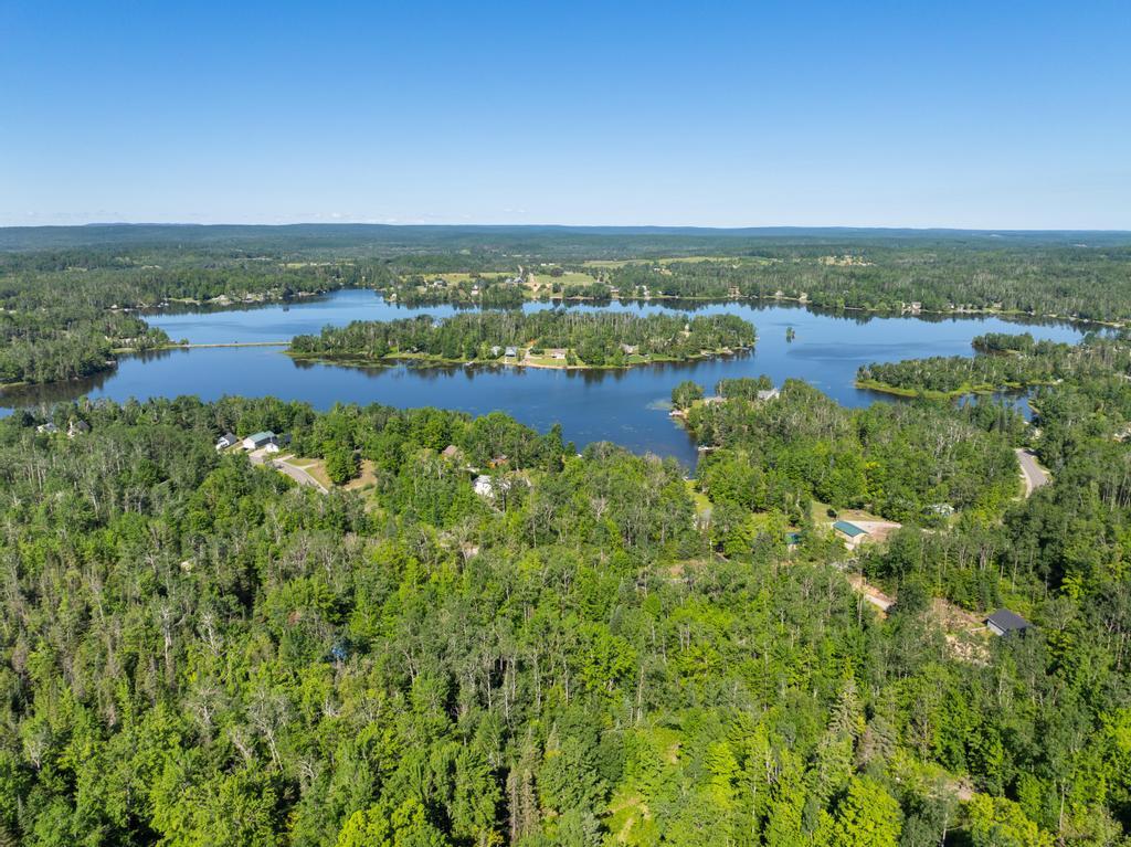 15472 Lakeview Drive, Lot 214 & 215