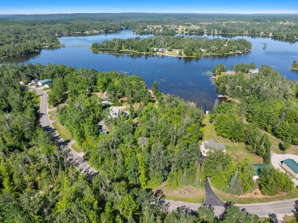 15472 Lakeview Drive, Lot 214 & 215