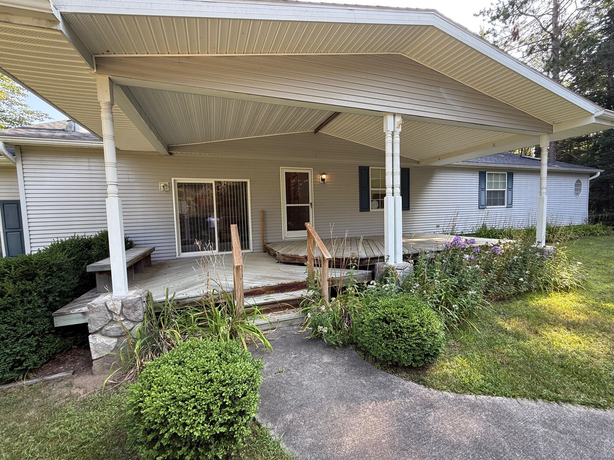 7441 River Bend Drive