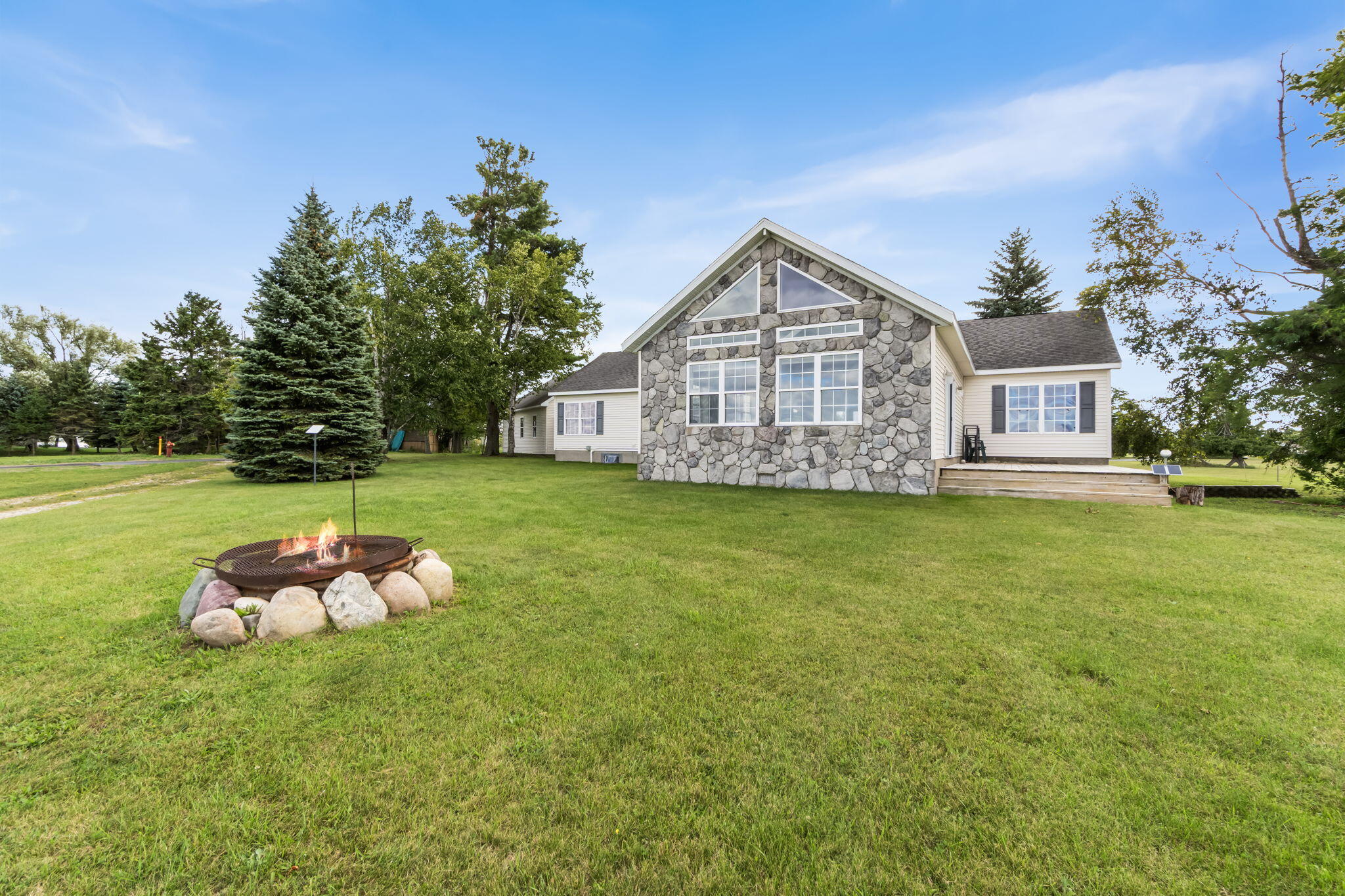 1232 Lofgren Shores Drive