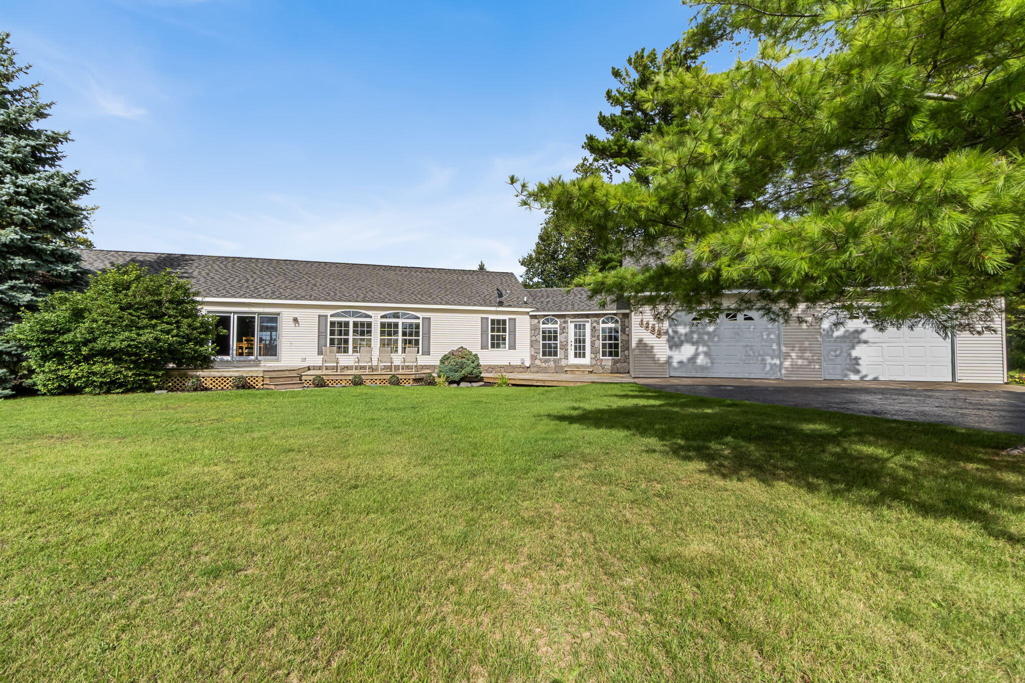 1232 Lofgren Shores Drive