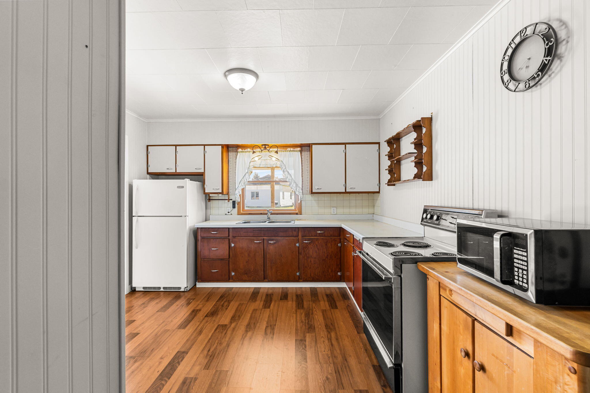 1018 W First Street