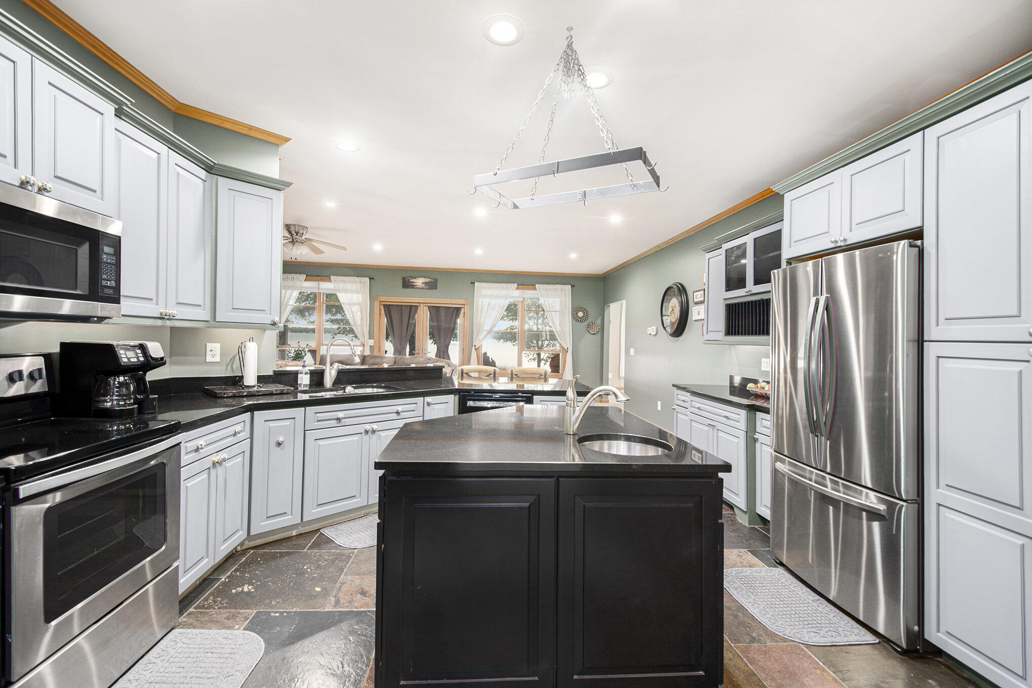 9485 Ingleside Road