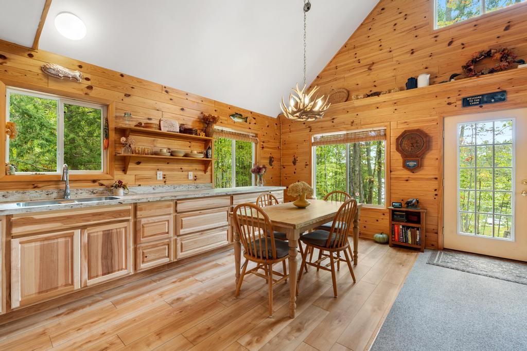 9837 Crawford Lane
