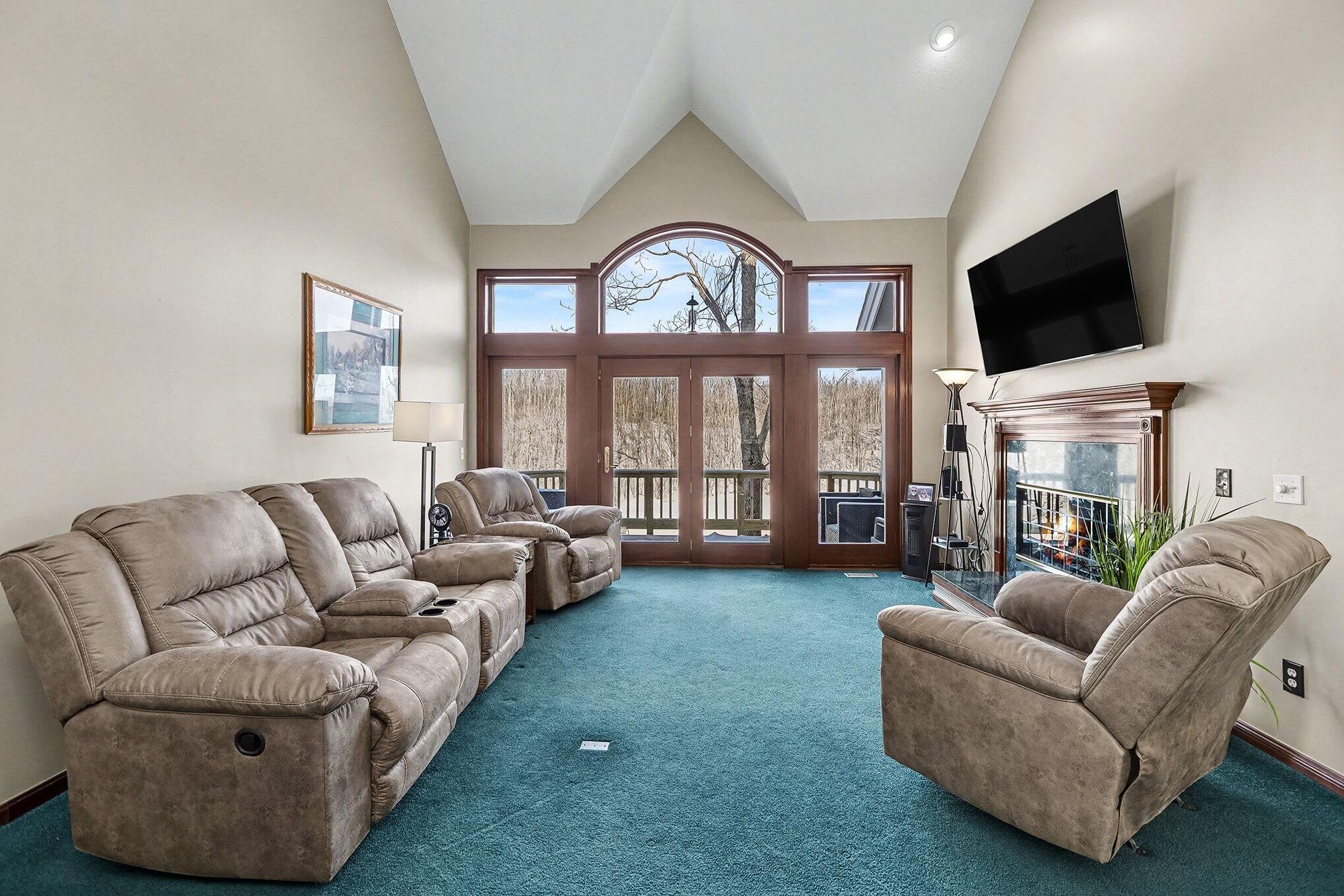 4350 Fazio Drive, 5 - C