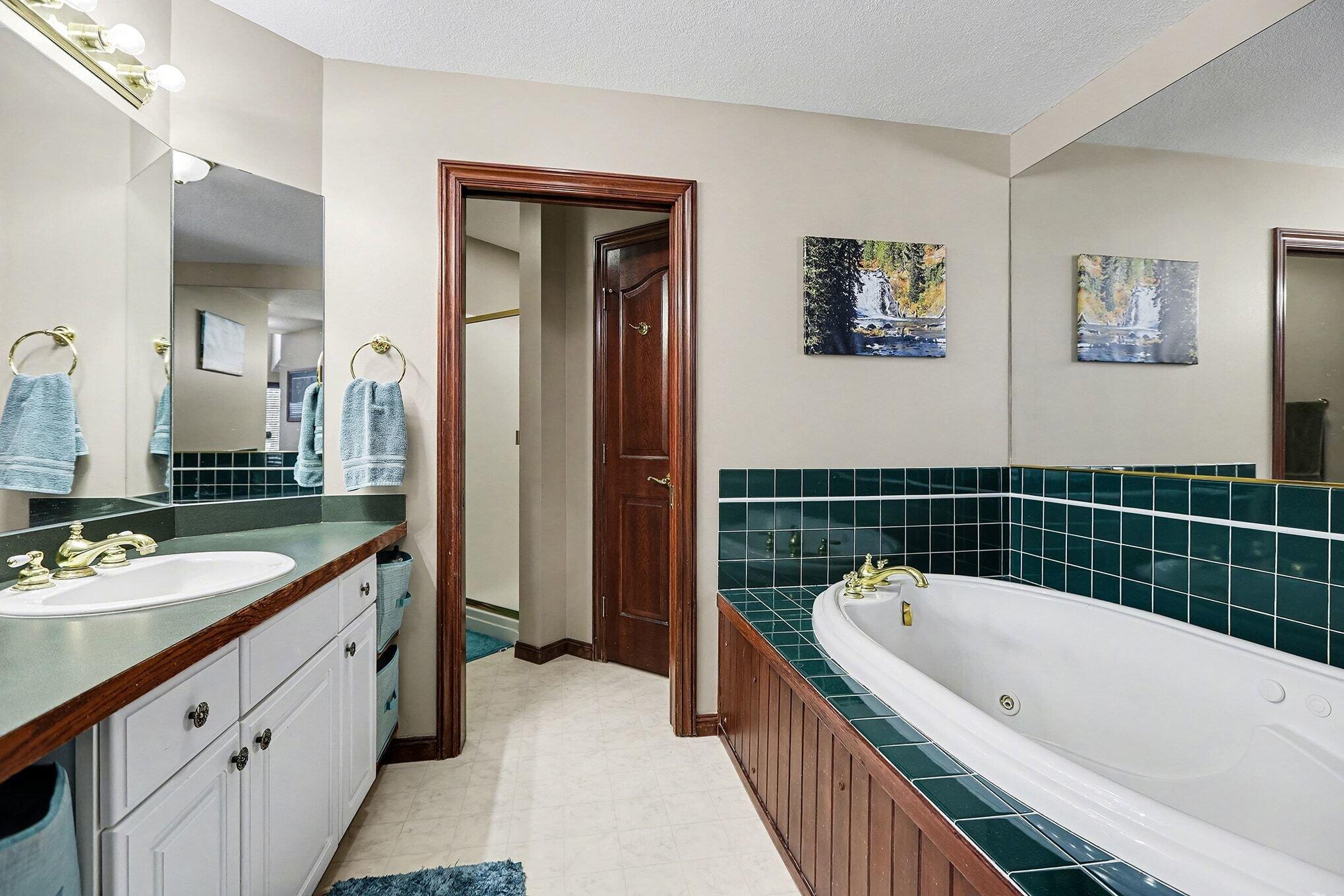 4350 Fazio Drive, 5 - C