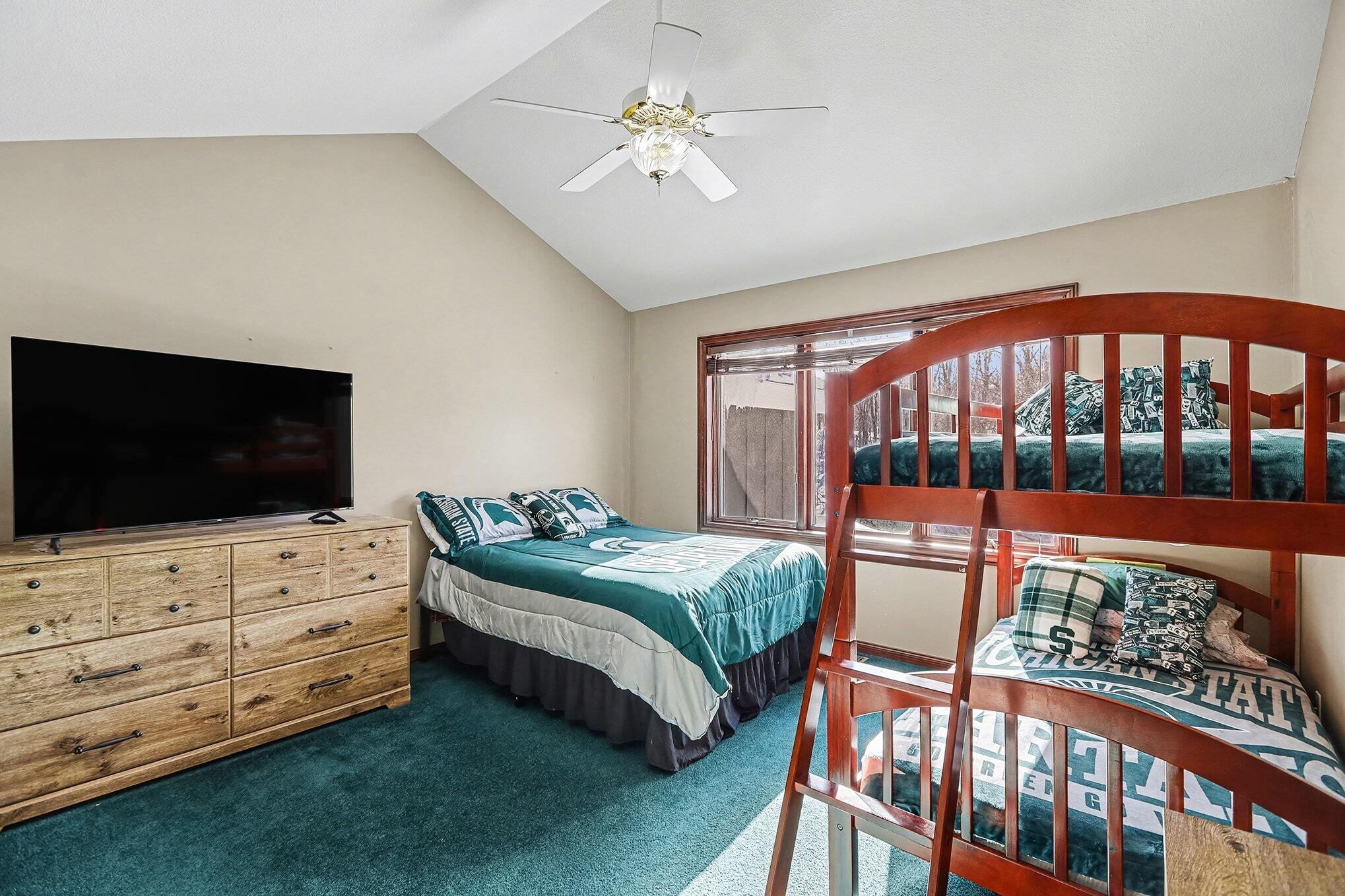 4350 Fazio Drive, 5 - C