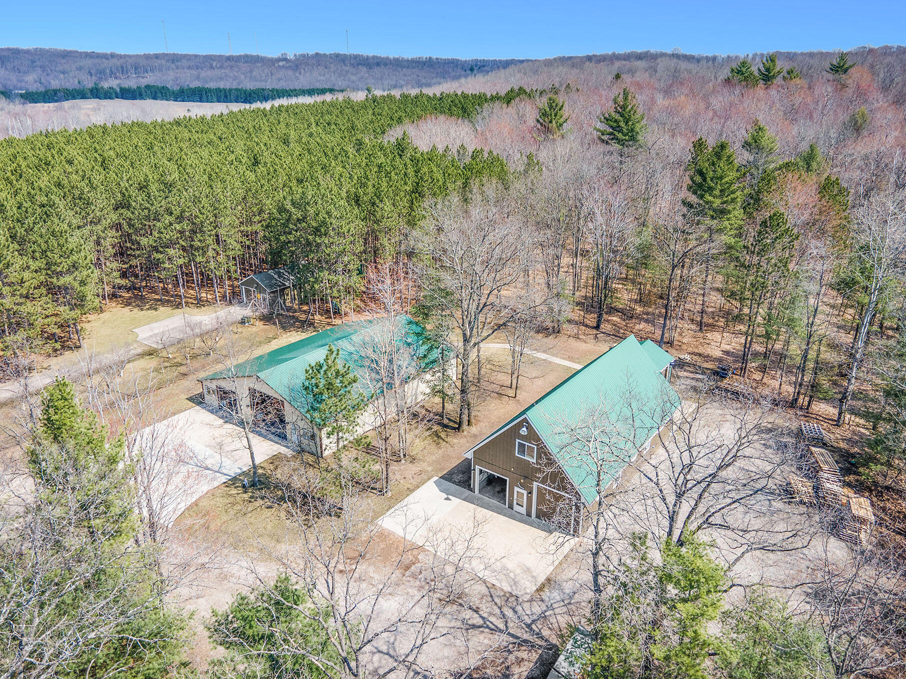 8453/8455 White Road