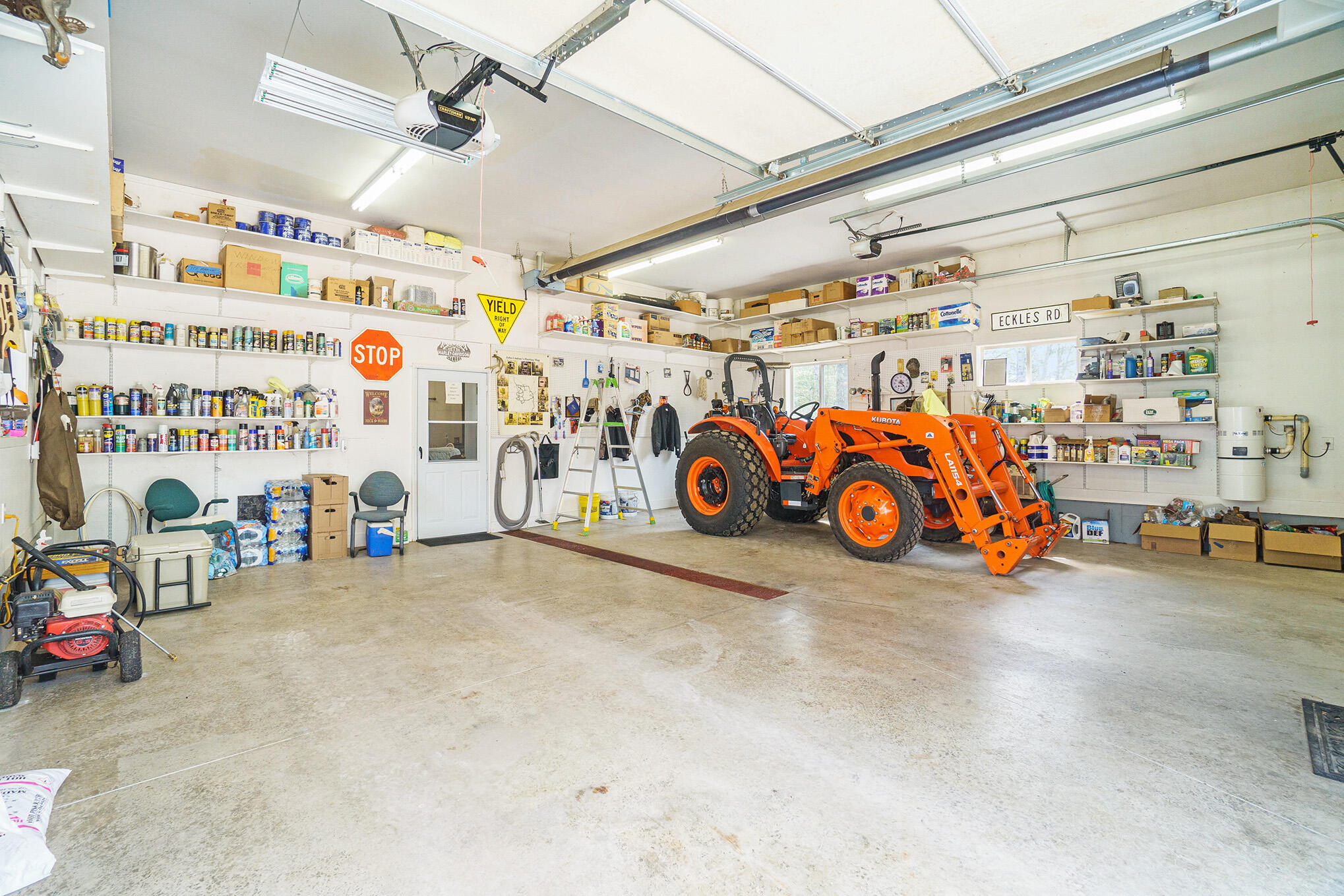 8453/8455 White Road