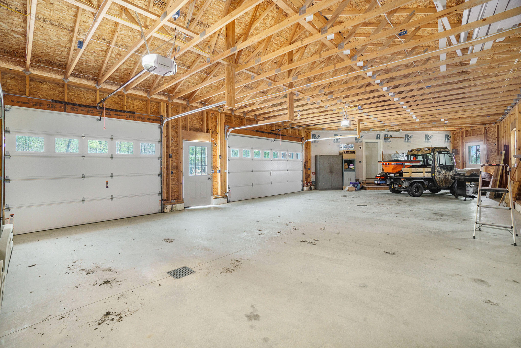 8453/8455 White Road