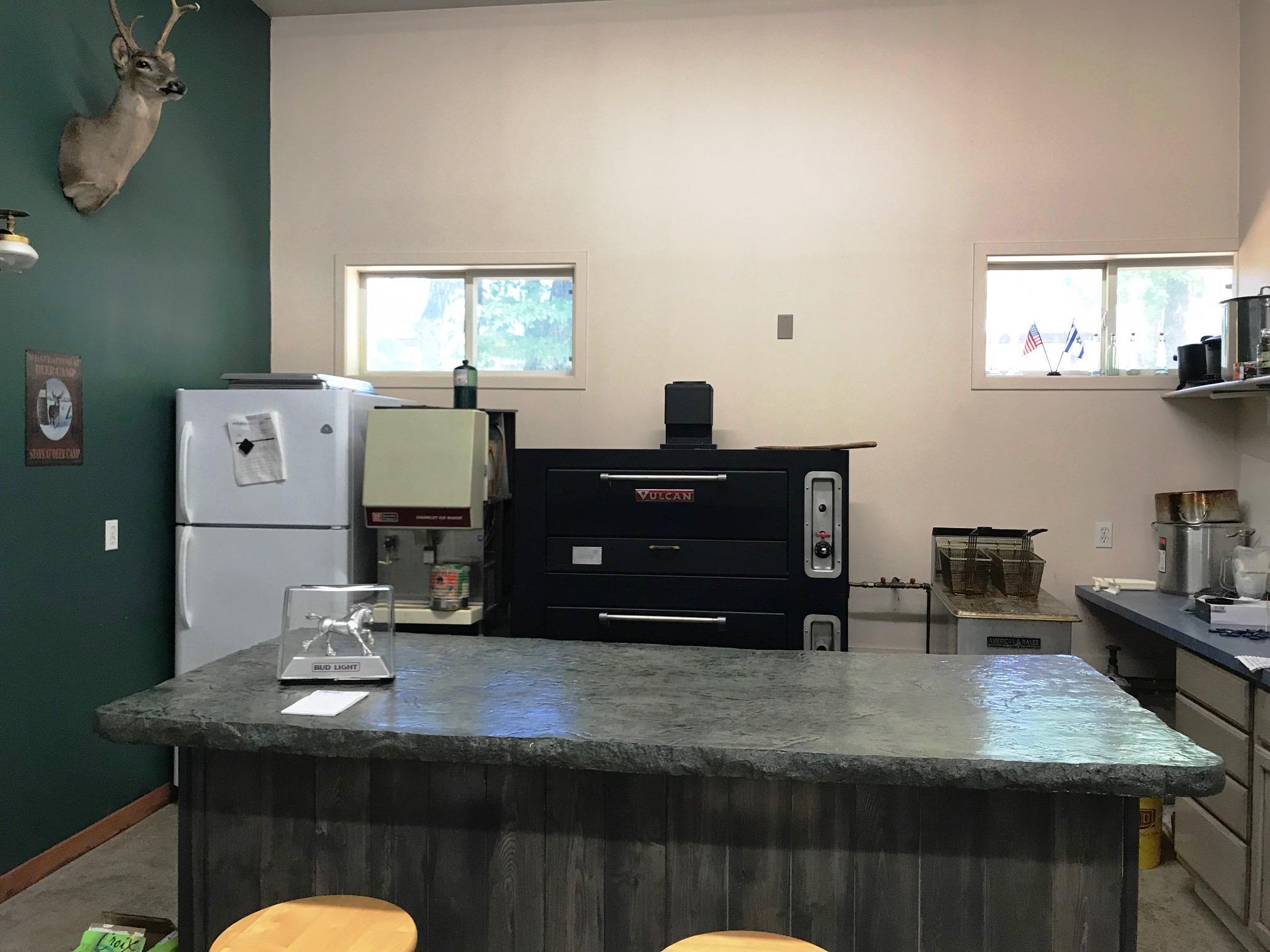 8453/8455 White Road