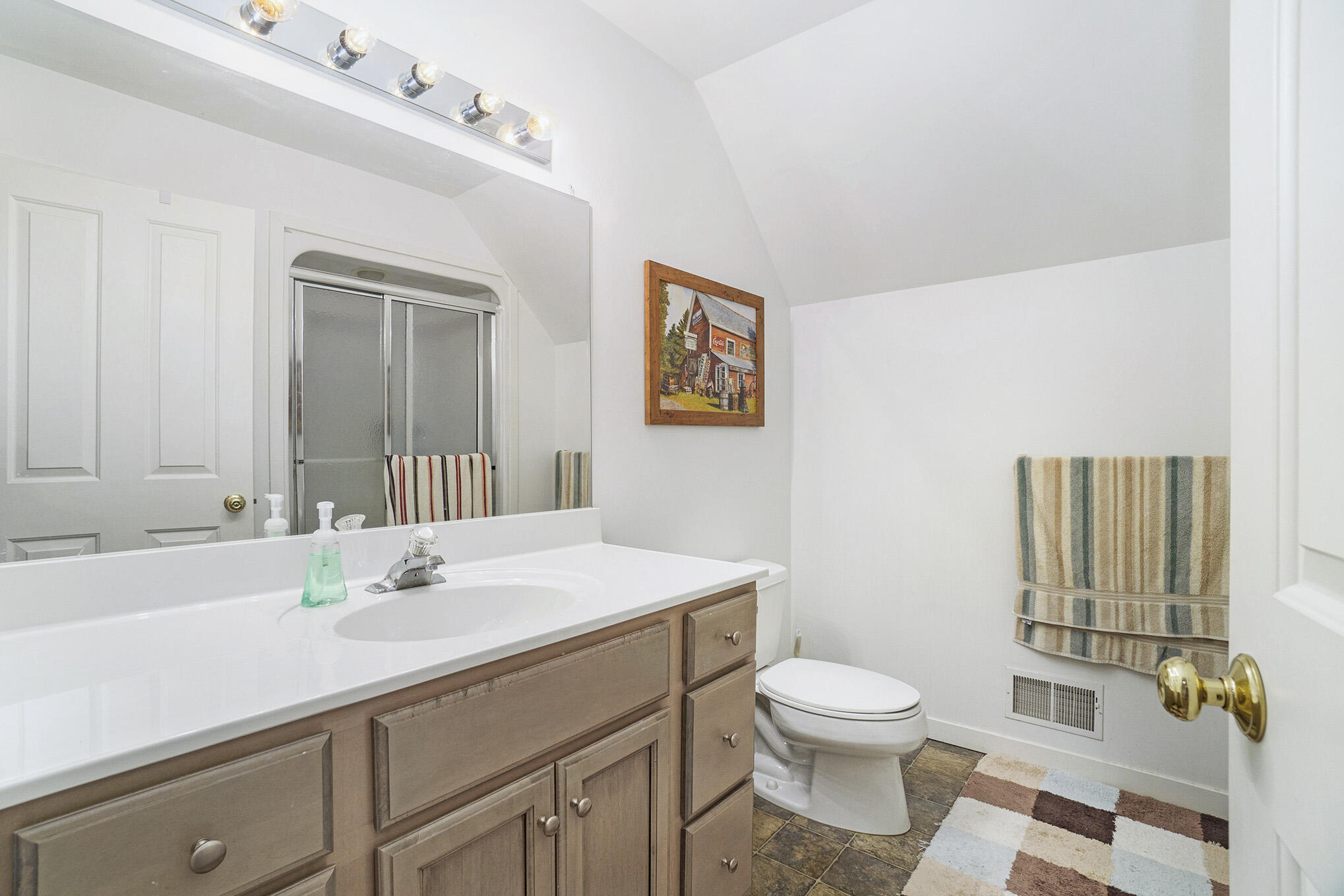 8453/8455 White Road