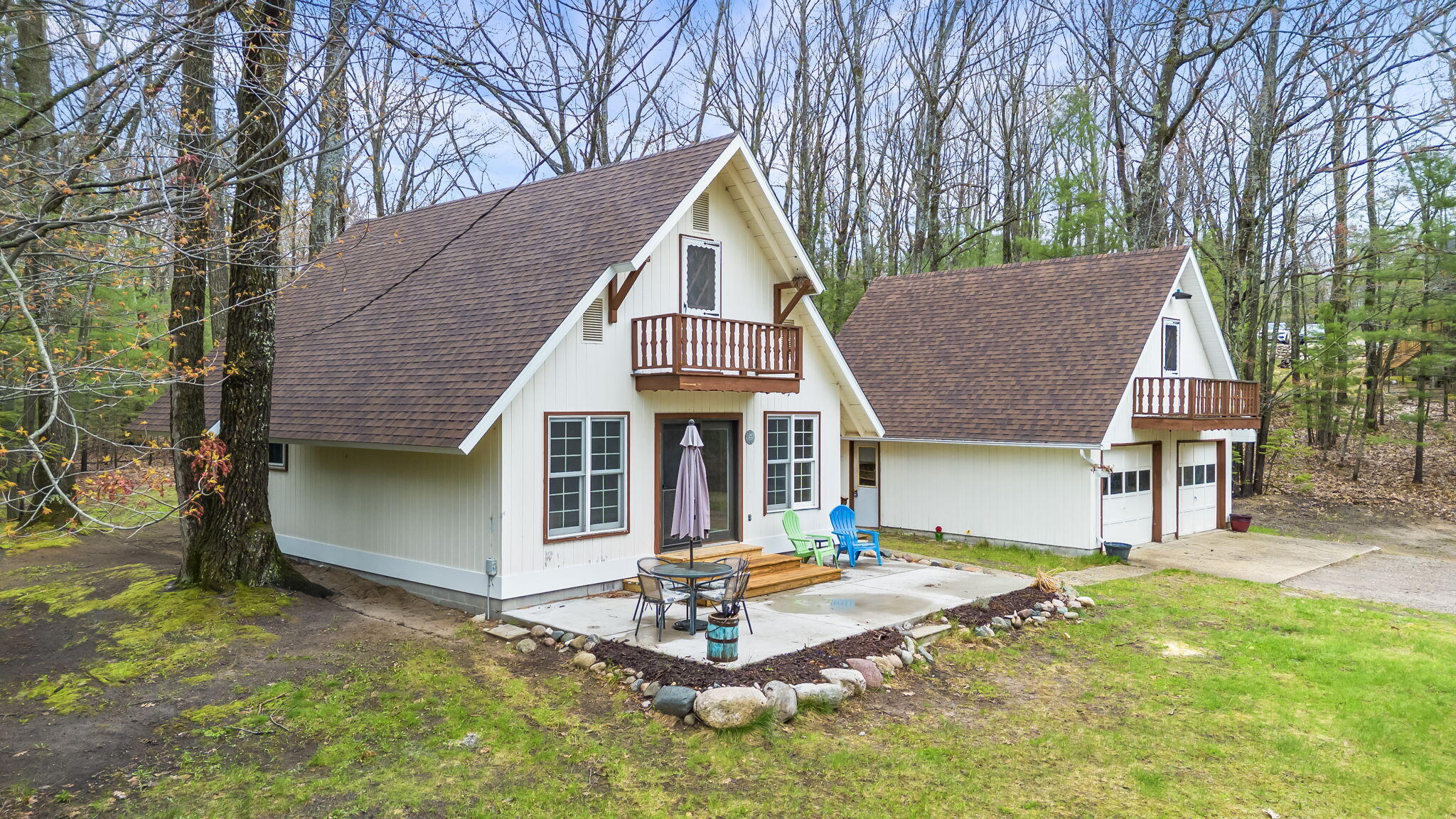 48 Sturgeon Bay Road