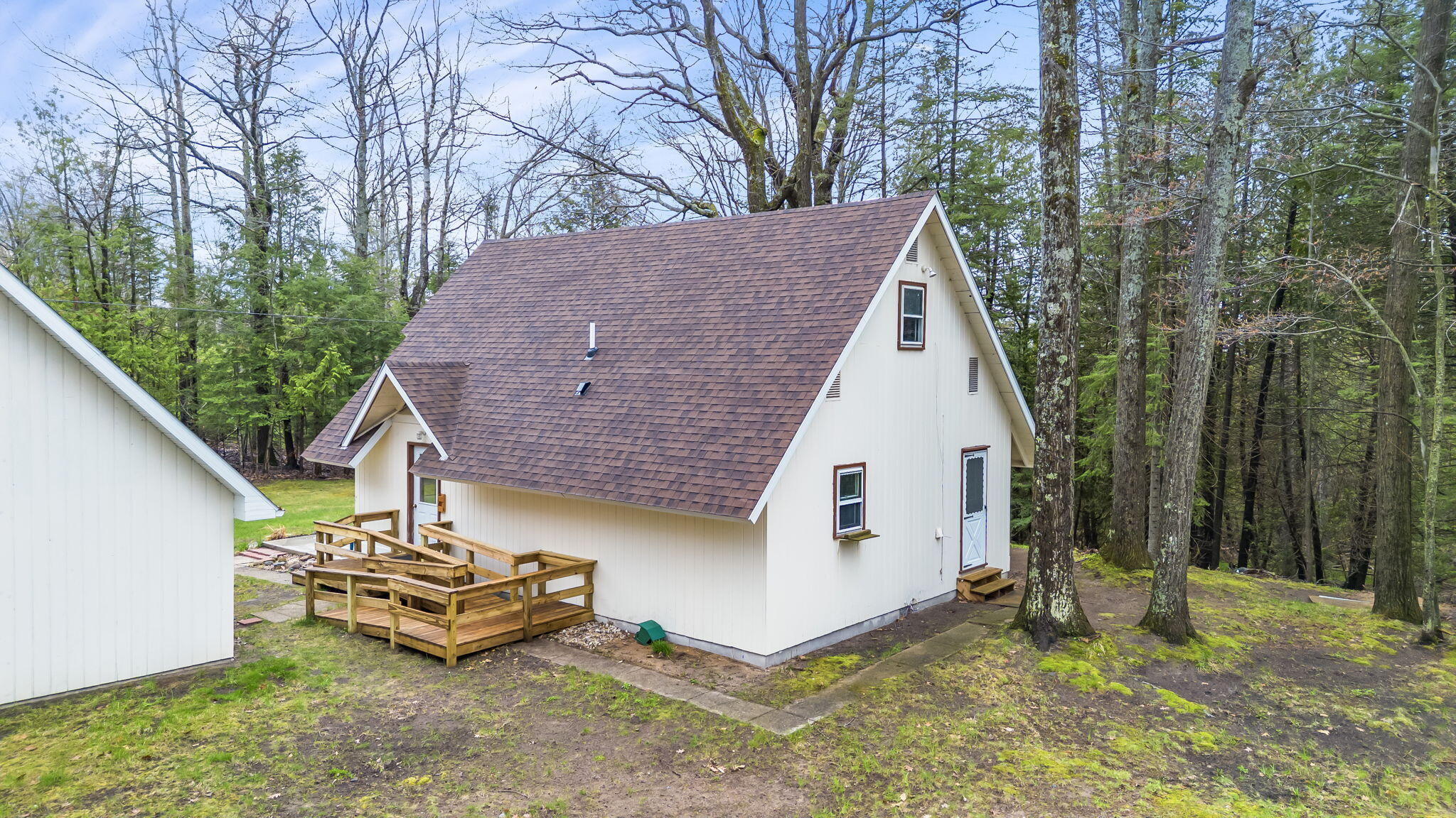 48 Sturgeon Bay Road