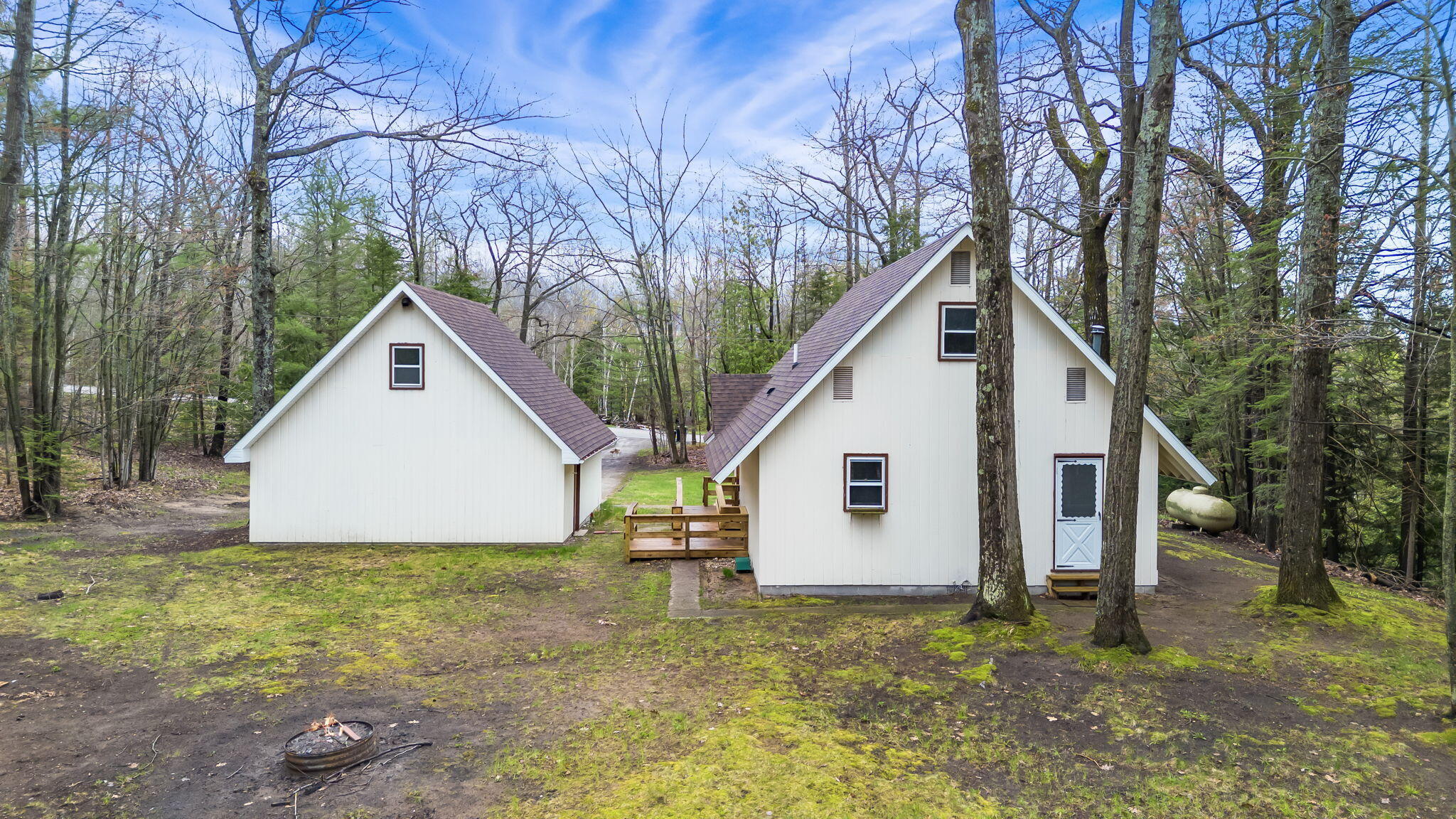48 Sturgeon Bay Road