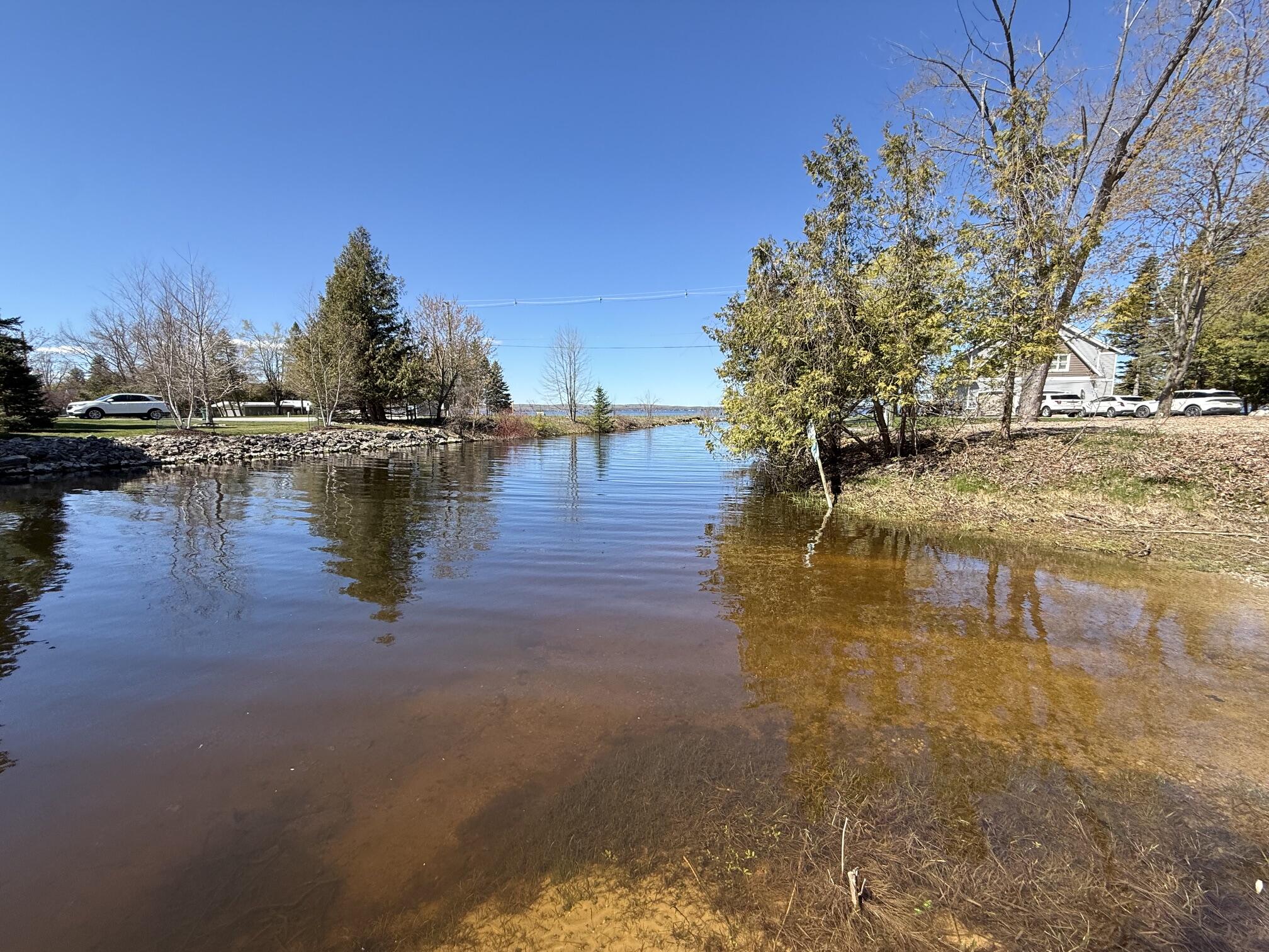 48 Sturgeon Bay Road