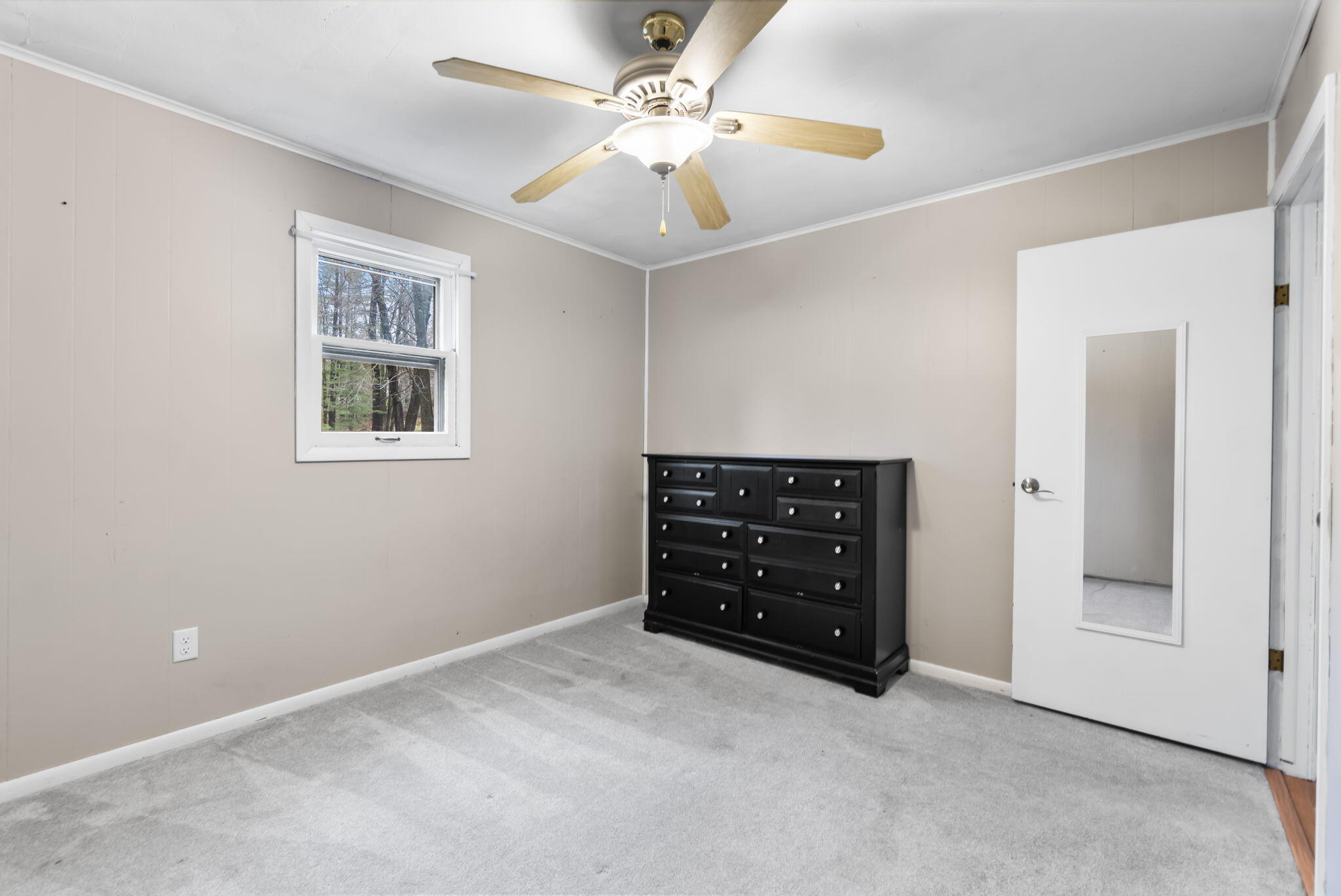 48 Sturgeon Bay Road
