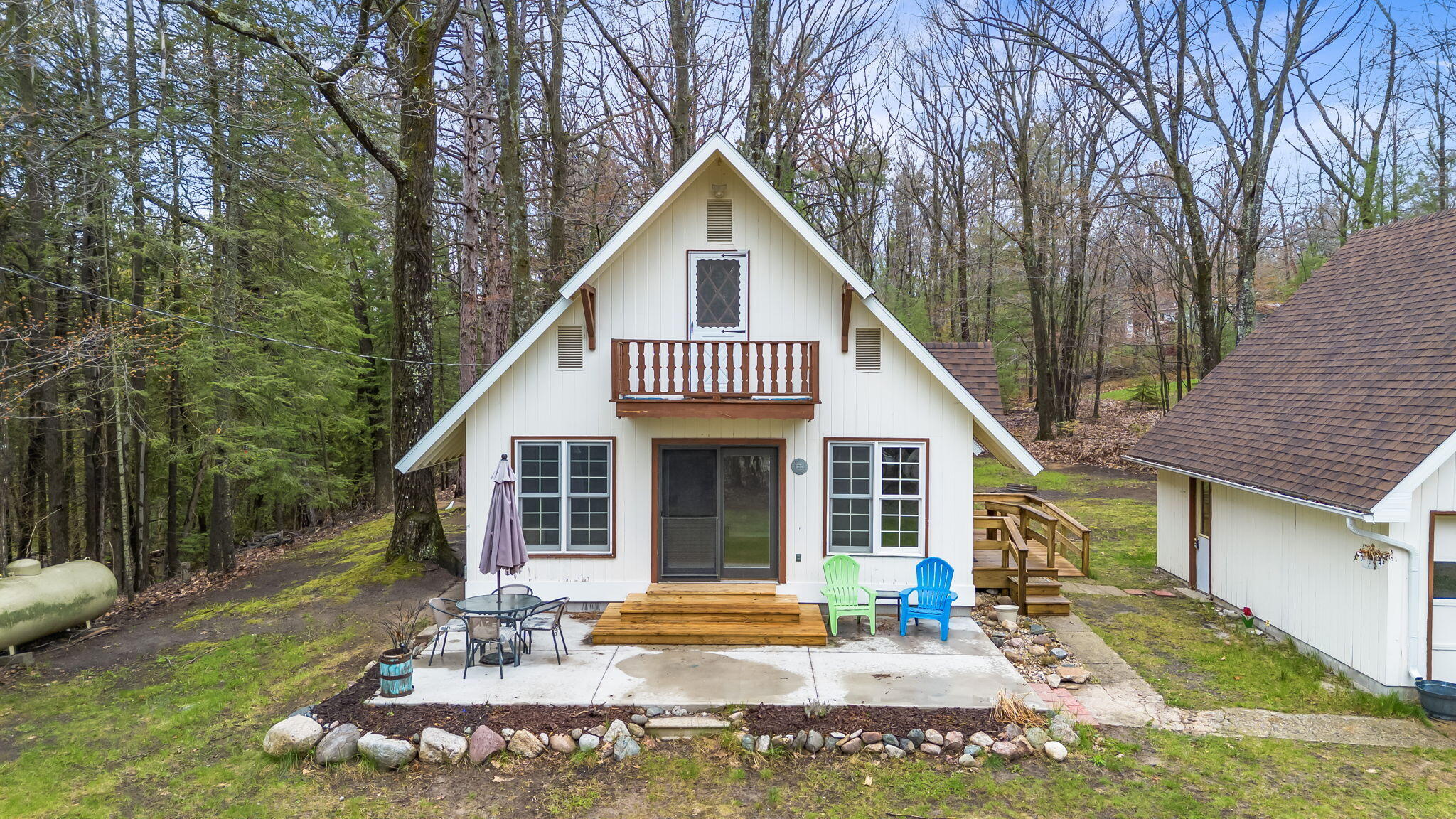 48 Sturgeon Bay Road