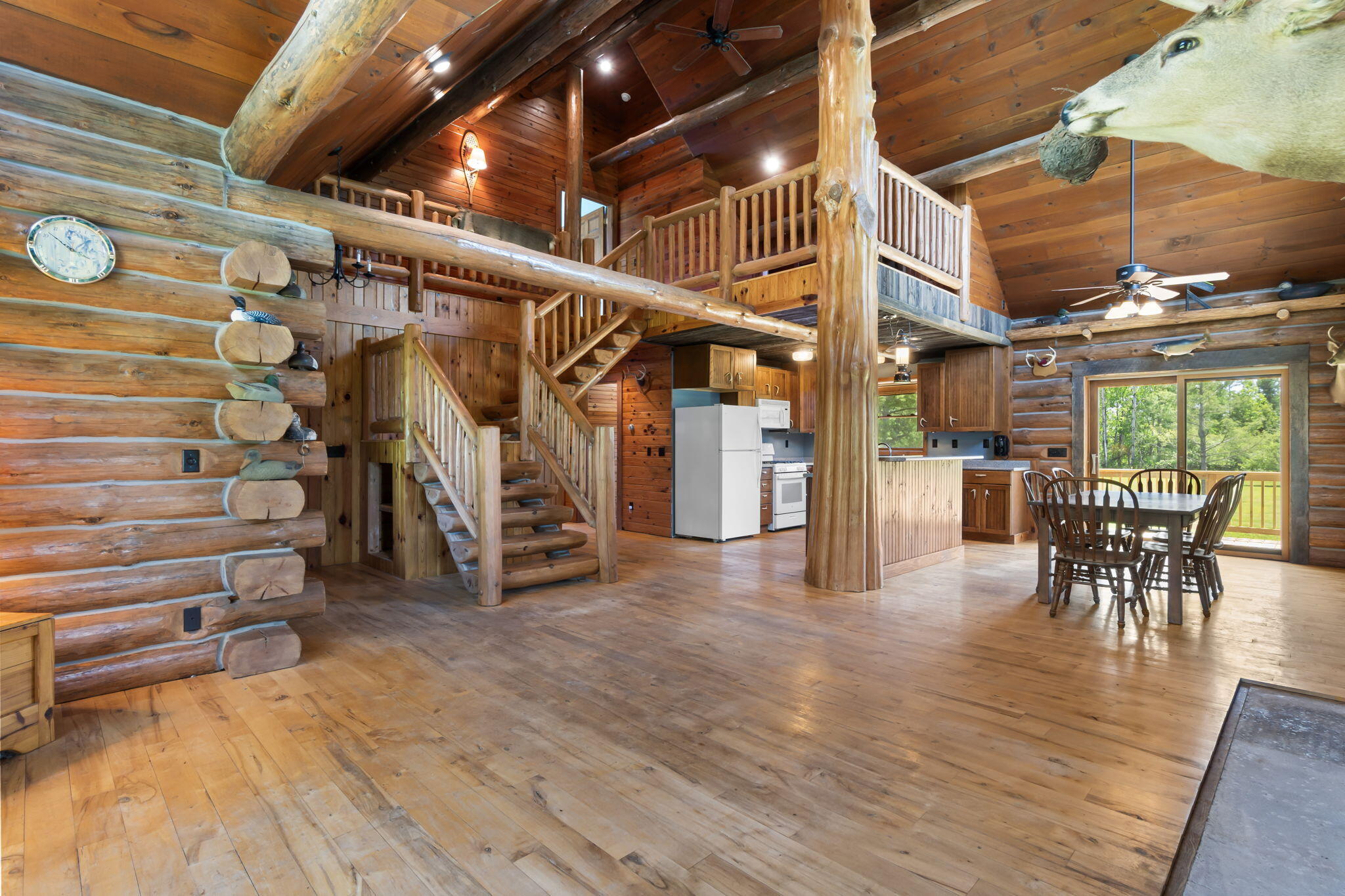 425 Maxwell Road