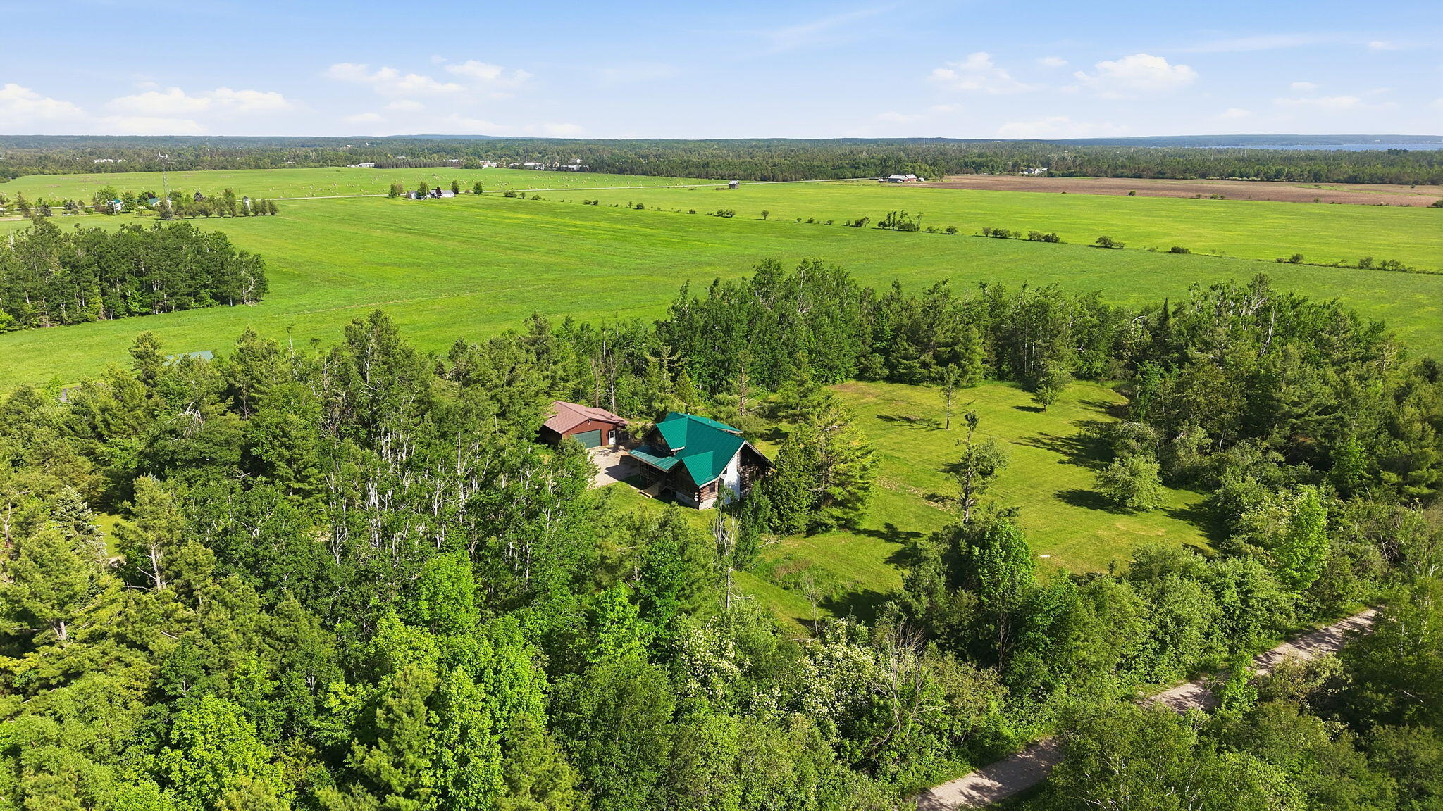 425 Maxwell Road