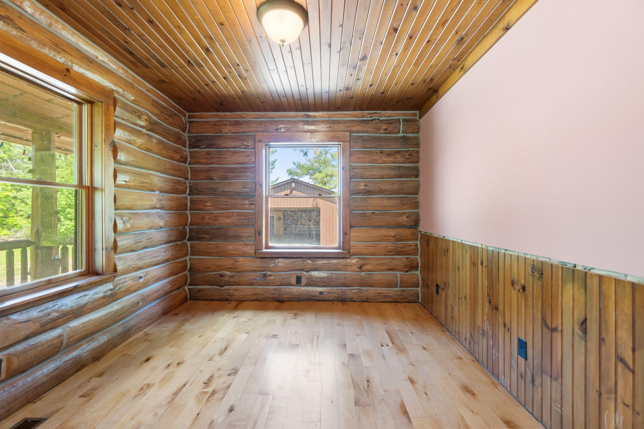 425 Maxwell Road