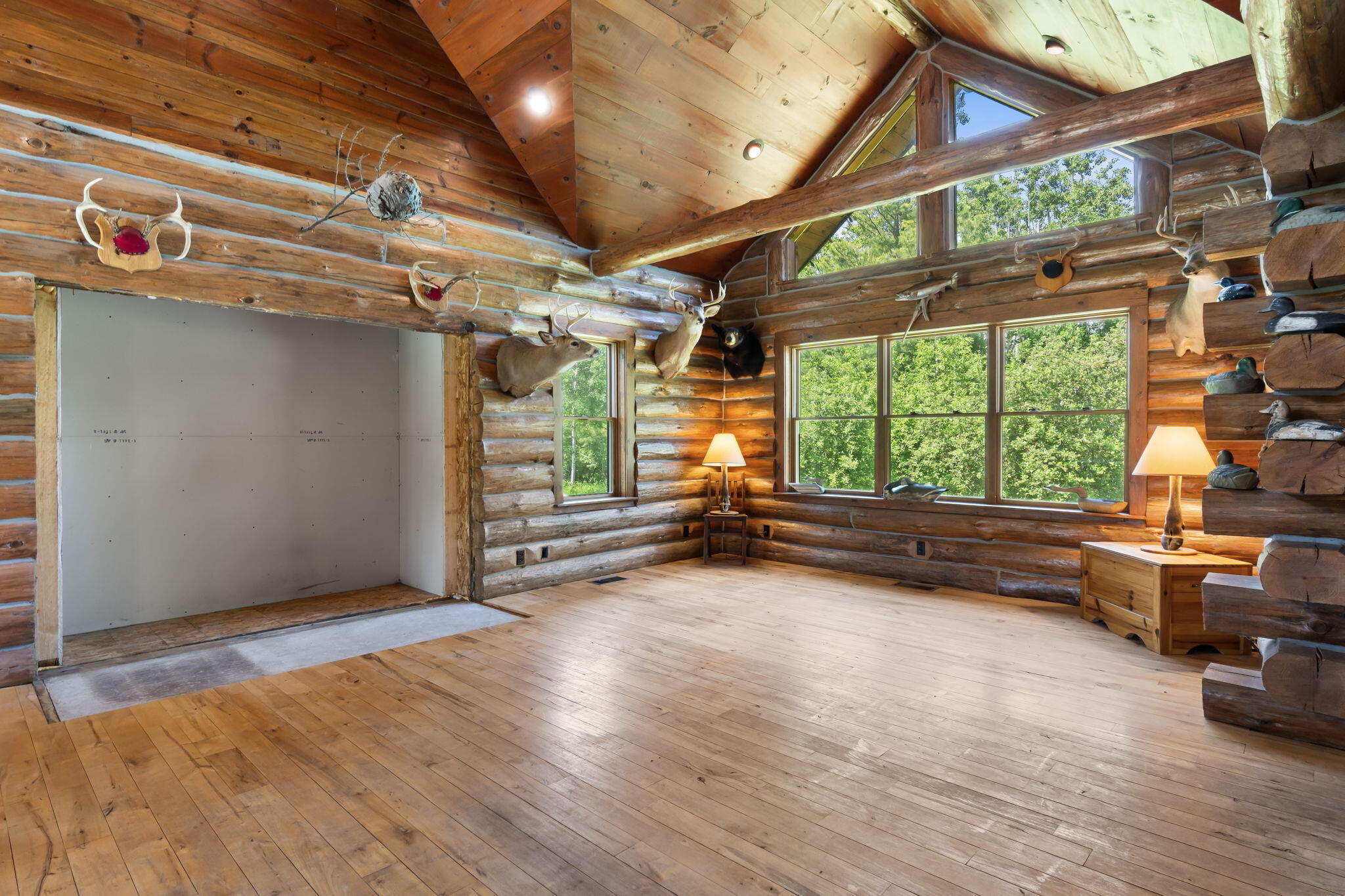425 Maxwell Road