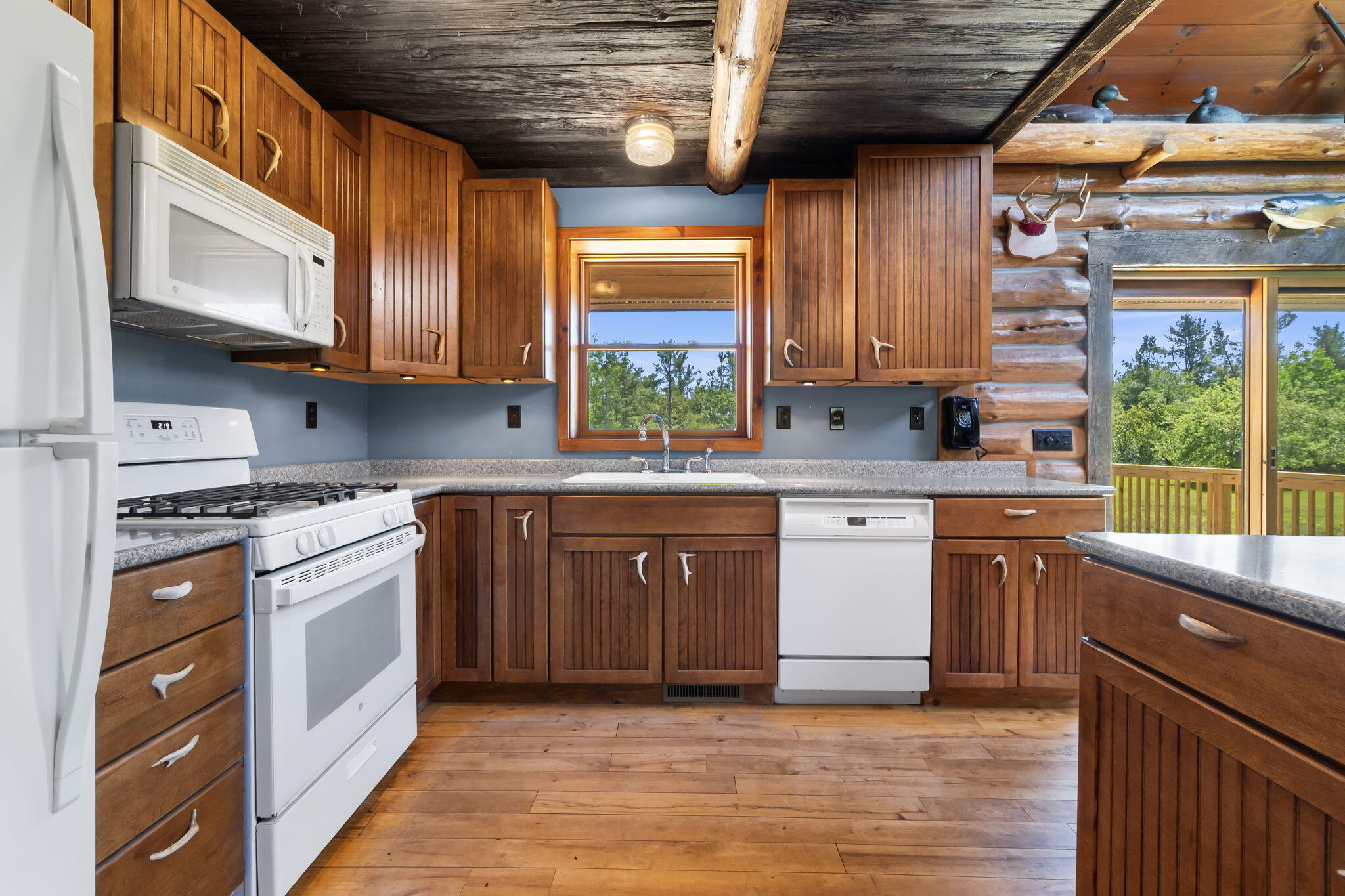 425 Maxwell Road