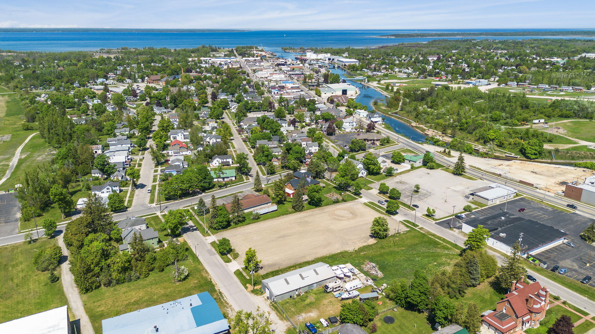 L 1-2 4-p7 Huron Street, Lots 1-2, 4-partial 7