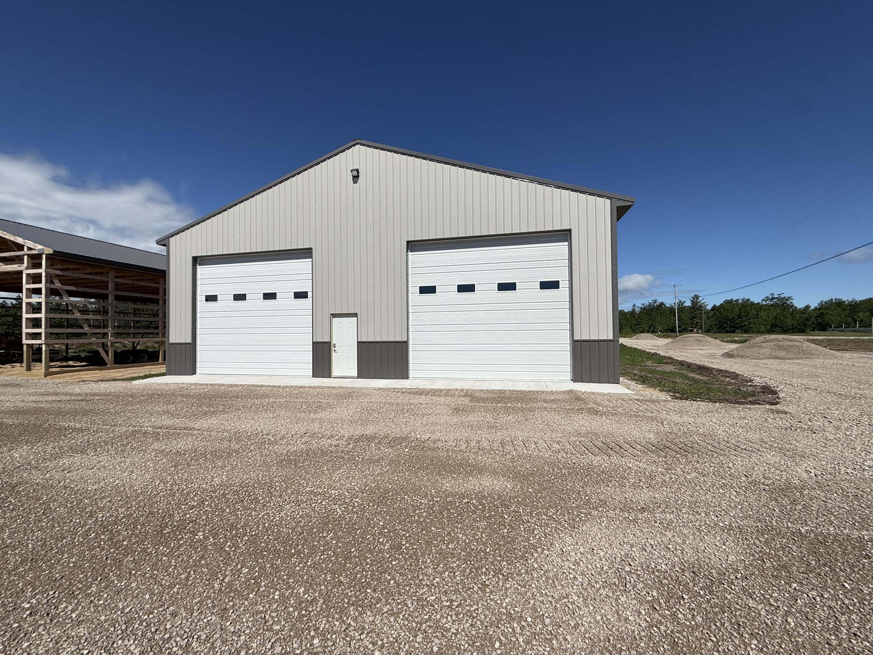 5605 Commerce Boulevard, Unit 2