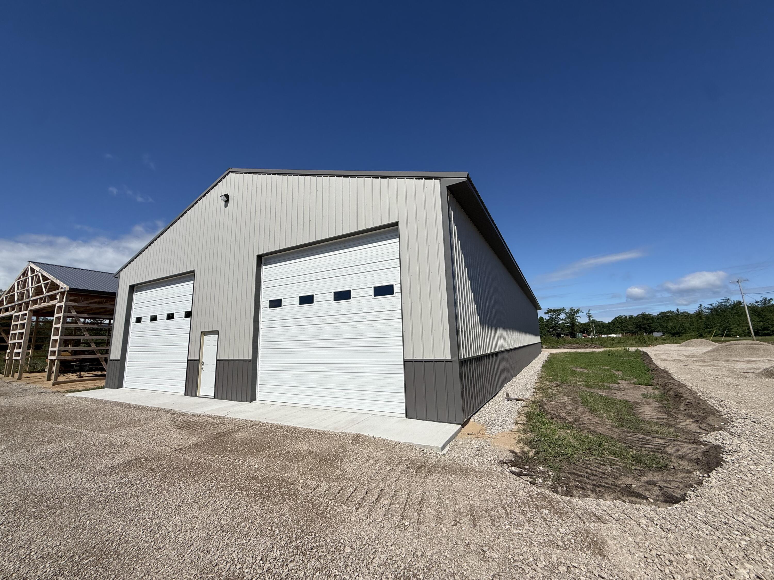 5605 Commerce Boulevard, Unit 2