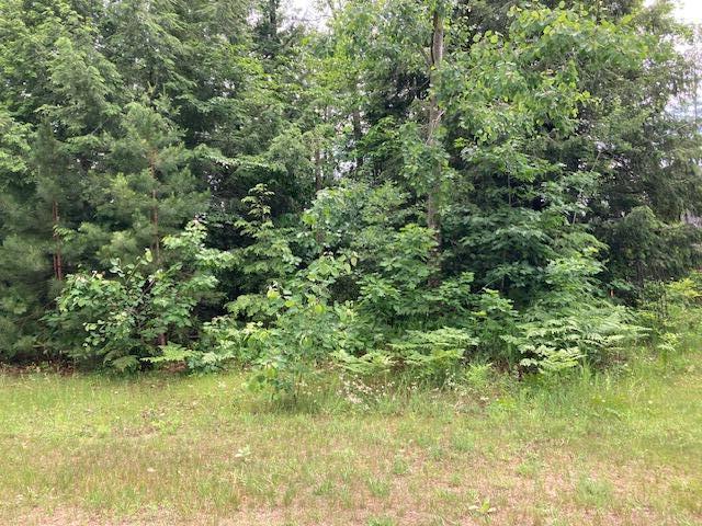 11 E Lake Club Drive Drive SE, 11