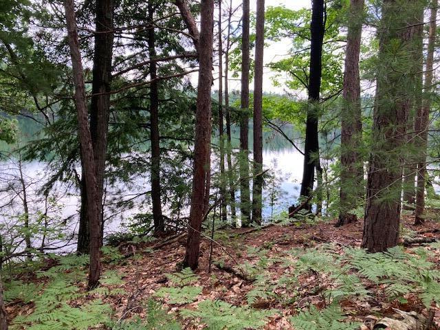 11 E Lake Club Drive Drive SE, 11