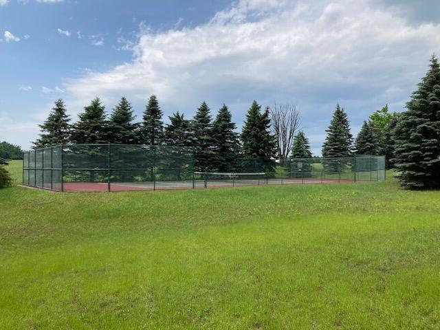 11 E Lake Club Drive Drive SE, 11