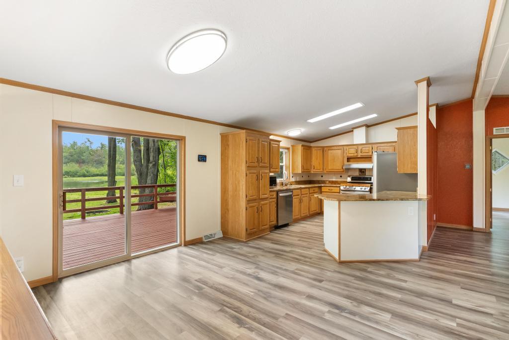 5654 Little Canada Road