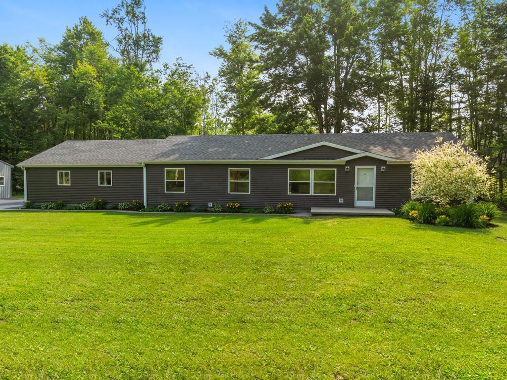5654 Little Canada Road