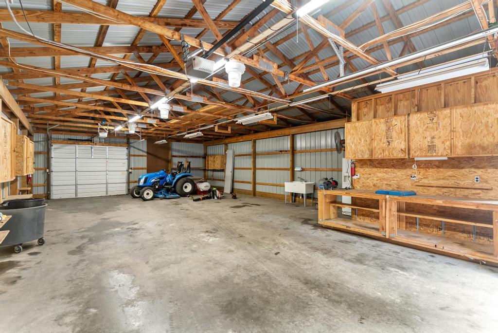 5654 Little Canada Road