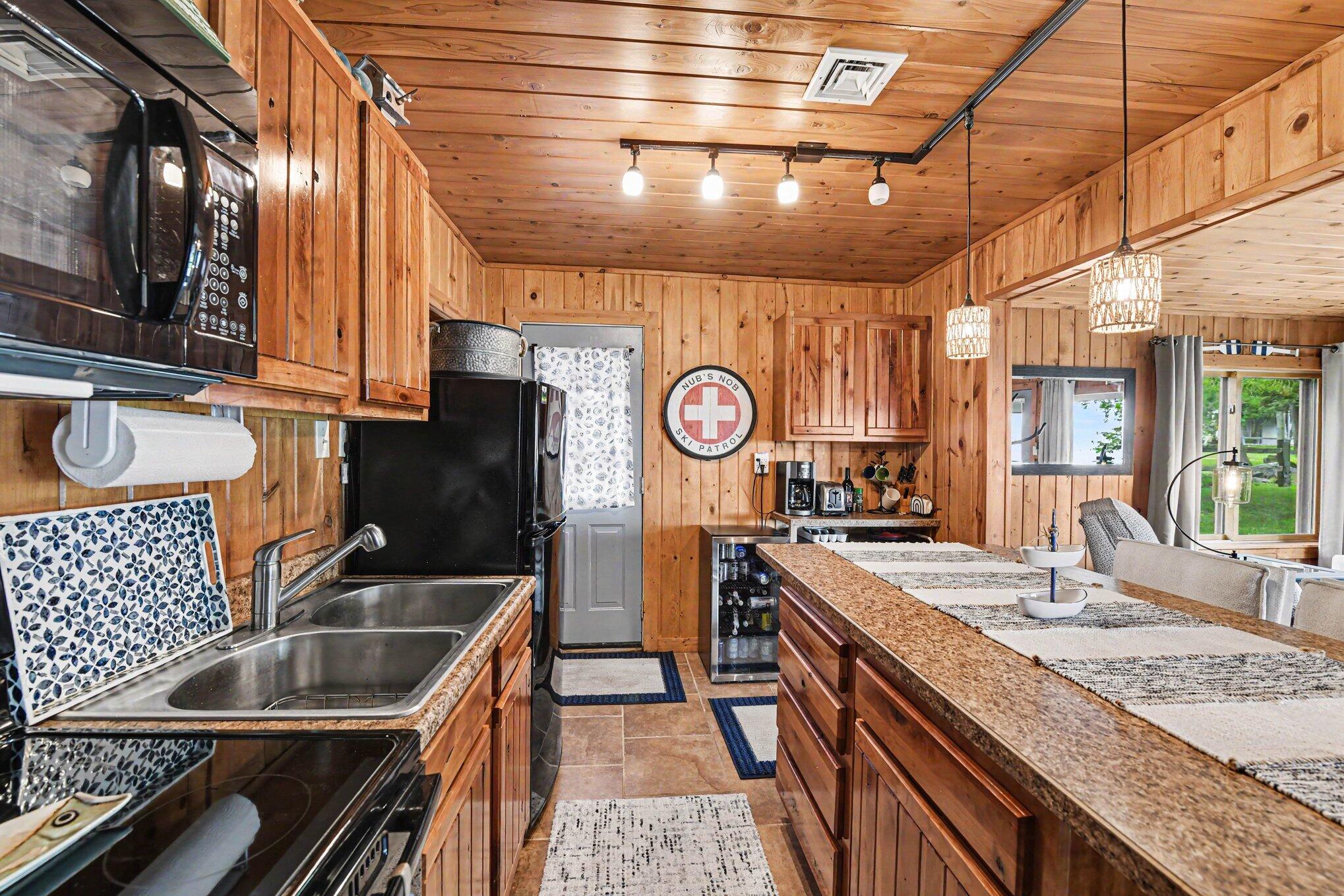 6470 Margaret Lane