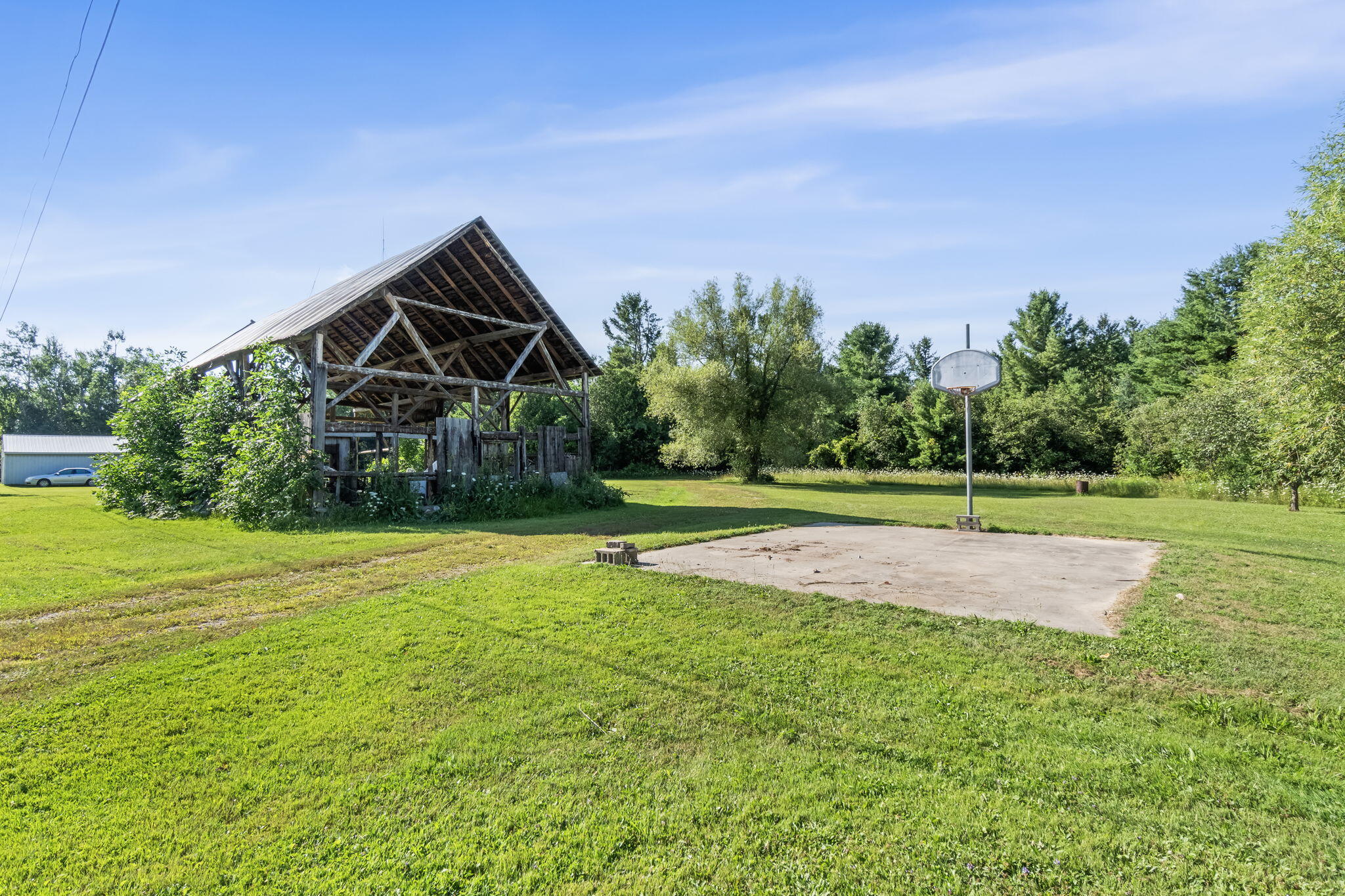 2054 E Levering Road