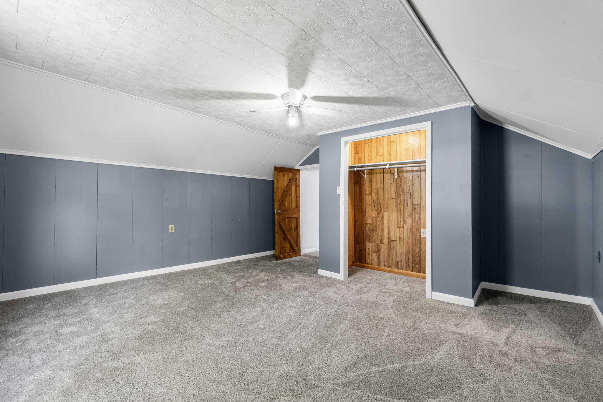 2054 E Levering Road