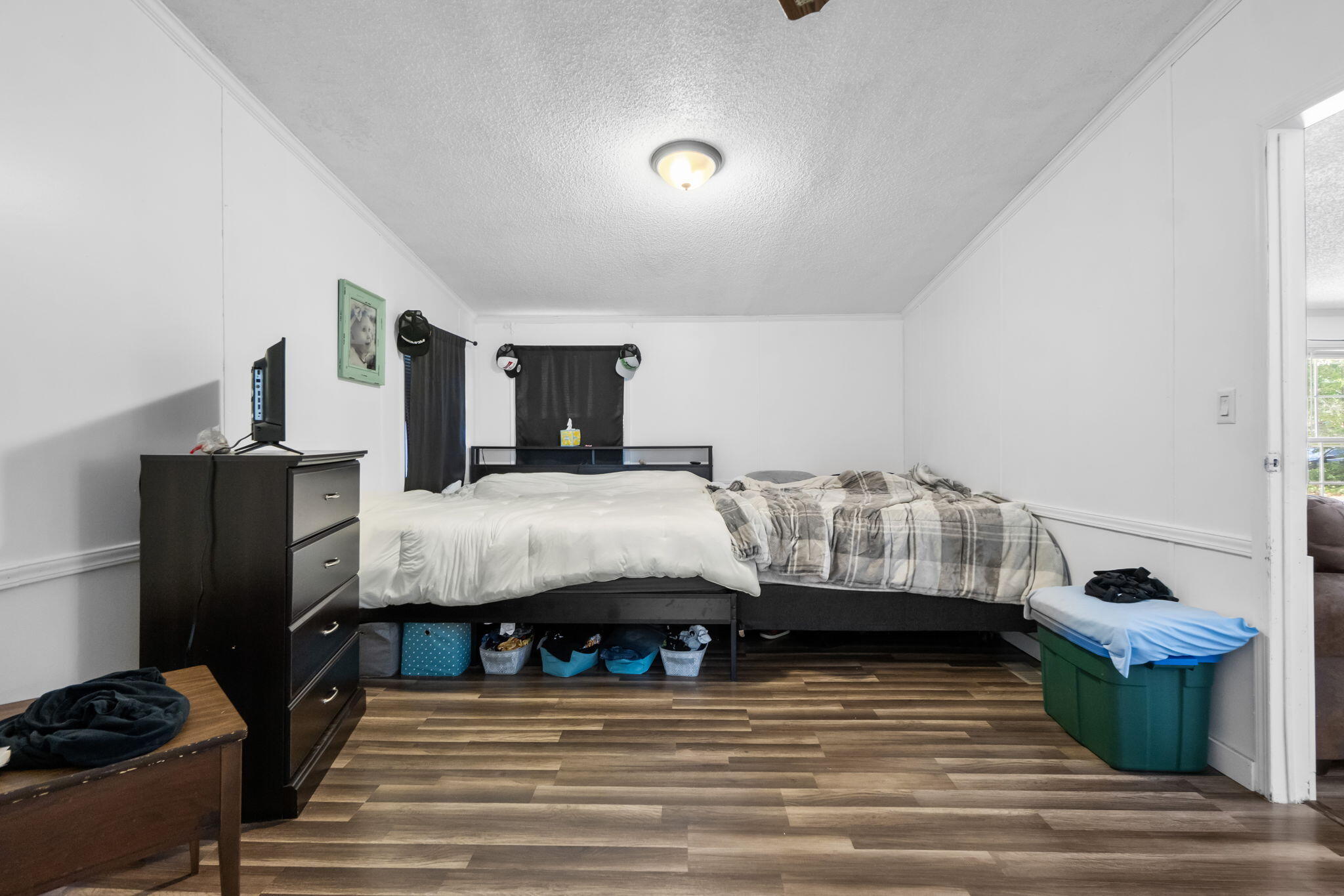 4735 Forest Trail