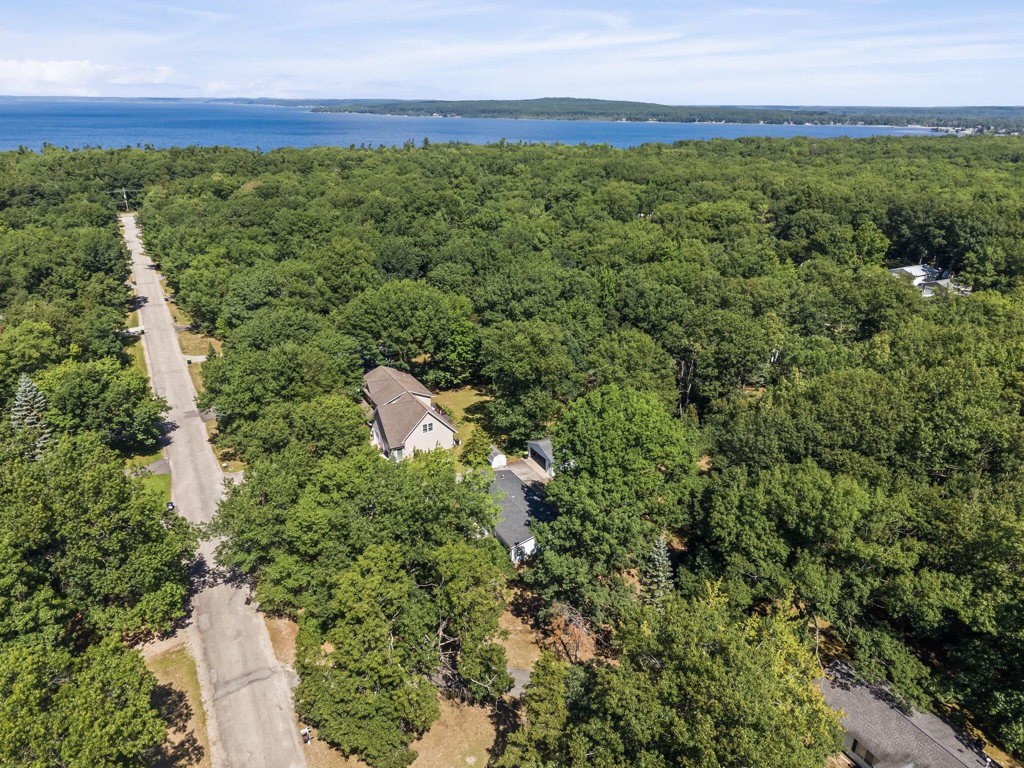4735 Forest Trail
