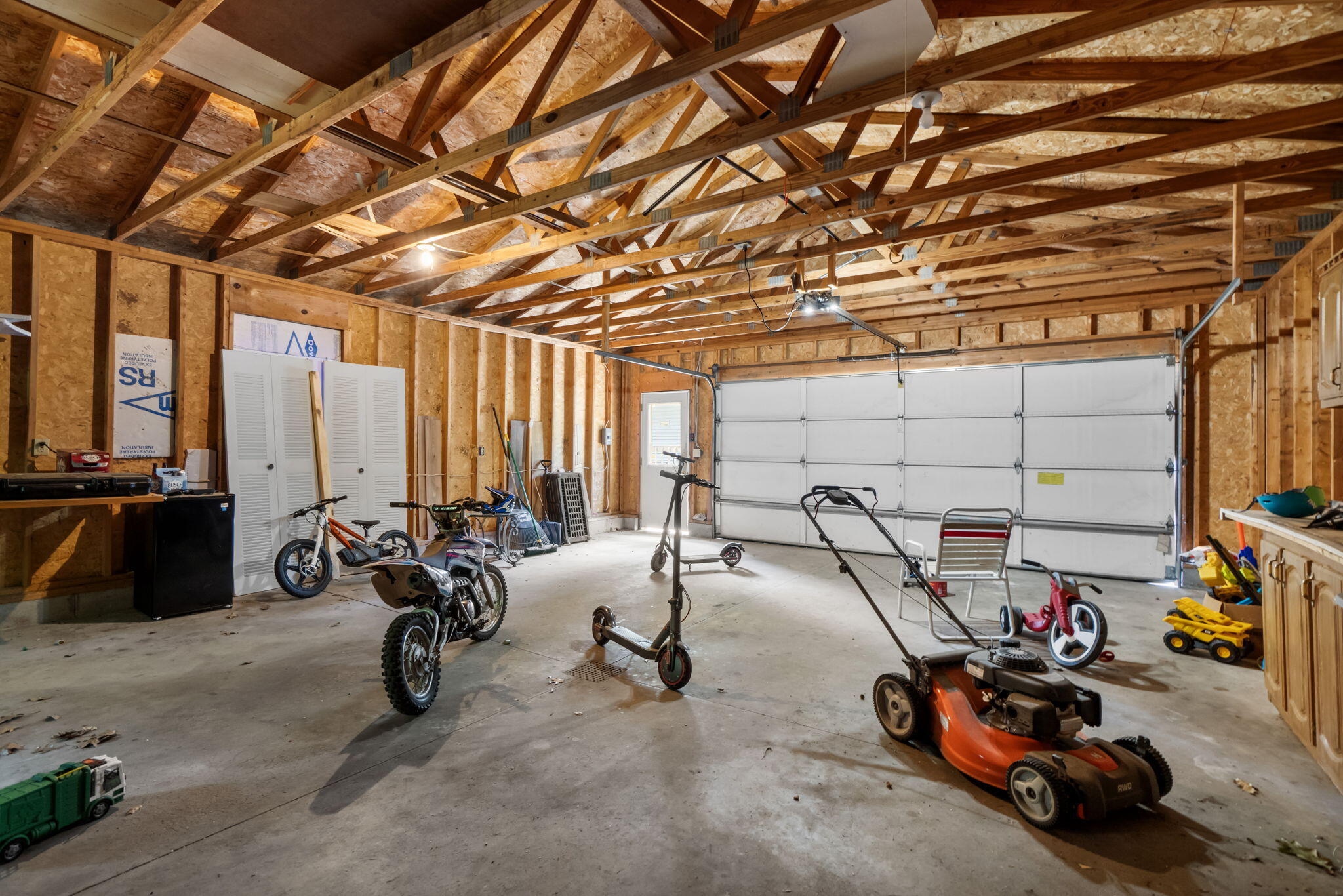 4735 Forest Trail