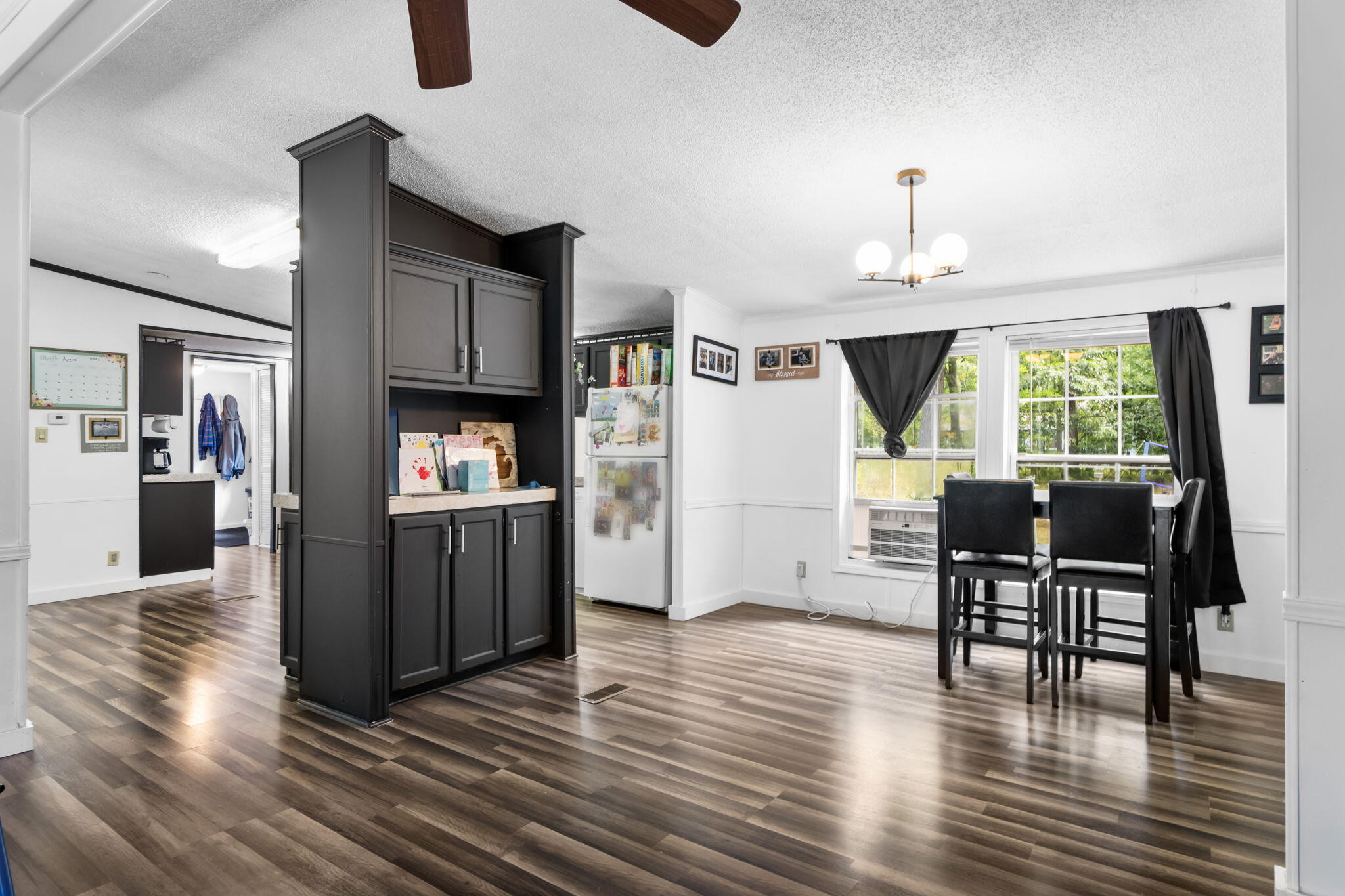 4735 Forest Trail